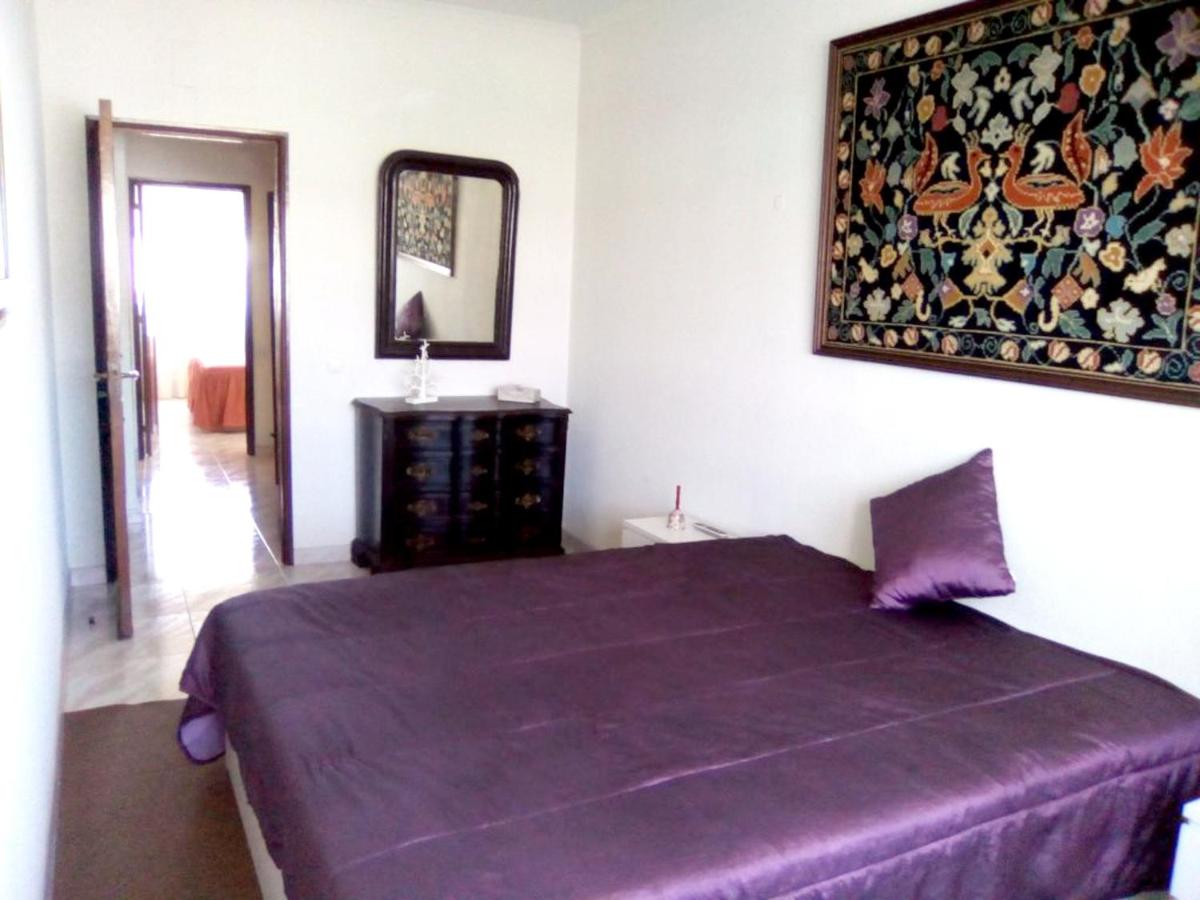 4 bedrooms house with shared pool furnished garden and wifi at Corroios 4 km away from the beach
