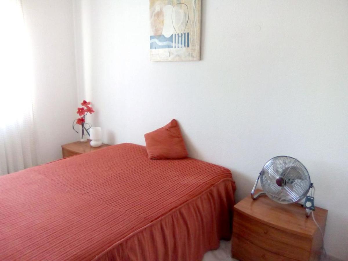 4 bedrooms house with shared pool furnished garden and wifi at Corroios 4 km away from the beach