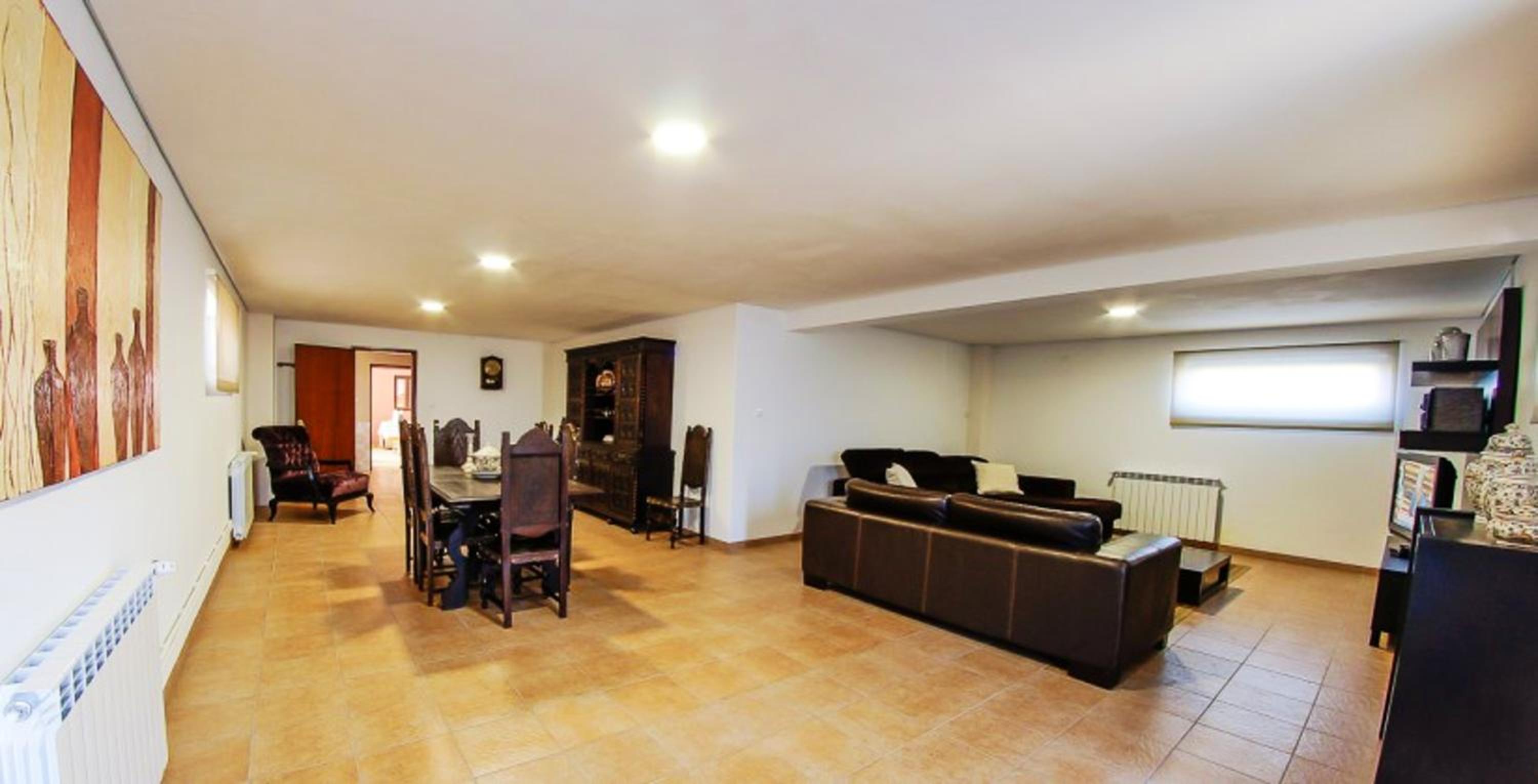 Refined Villa near Catanhede with Private Pool view 5