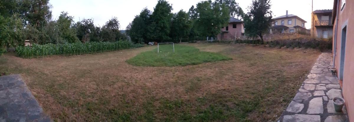 4 bedrooms house with furnished garden at Baralla