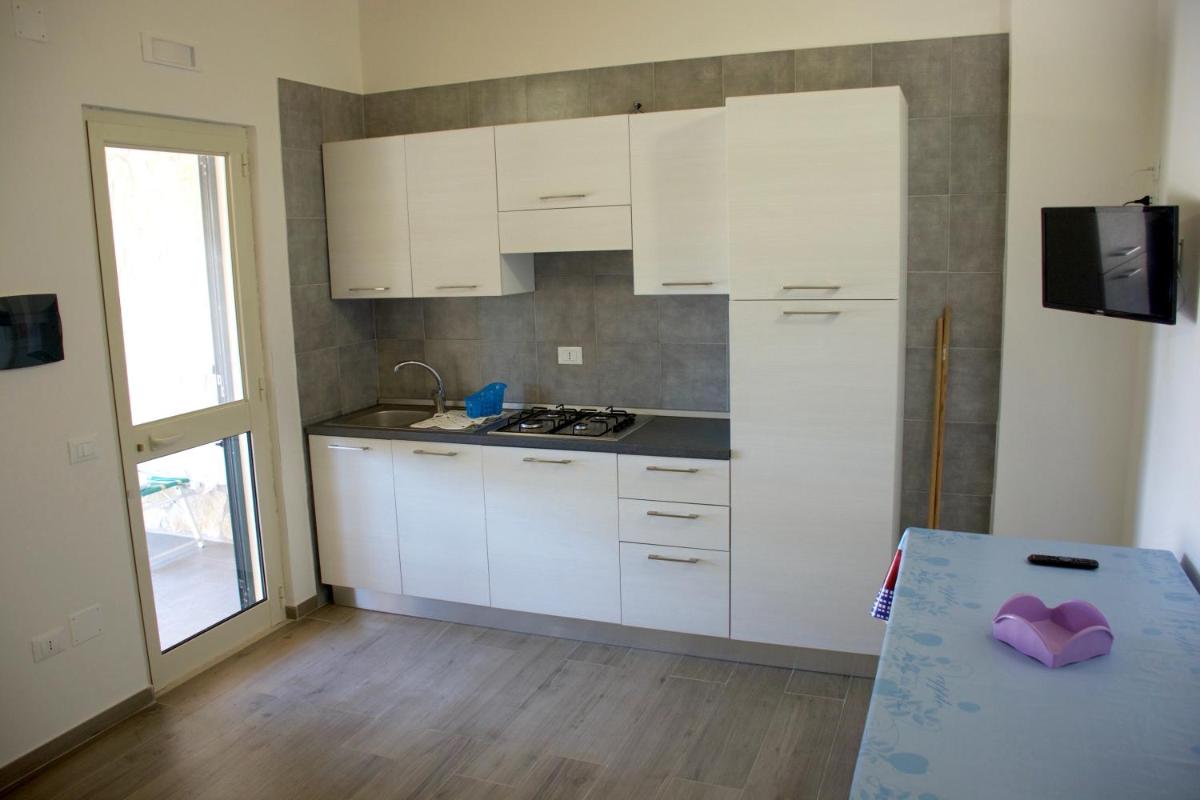 One bedroom appartement at Vieste 700 m away from the beach with furnished garden