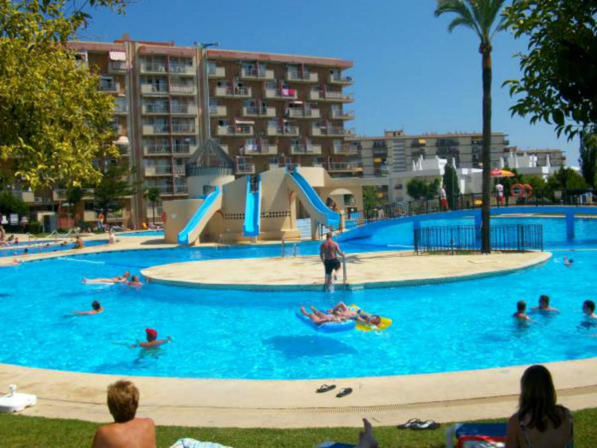 Studio at Benalmadena 500 m away from the beach with sea view shared pool and furnished balcony