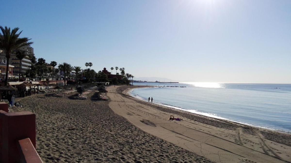Studio at Benalmadena 500 m away from the beach with sea view shared pool and furnished balcony