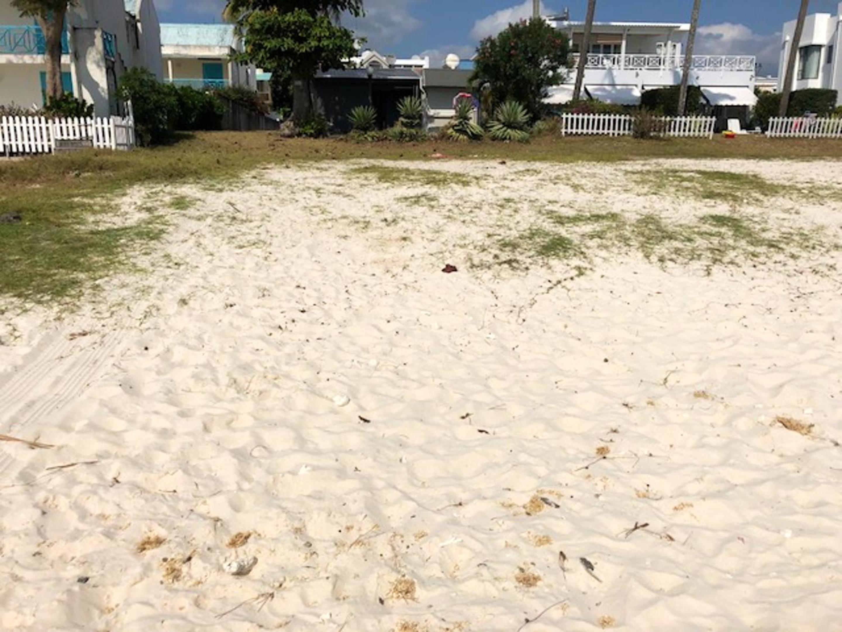 Charming house in Trou aux Biches with direct beach access