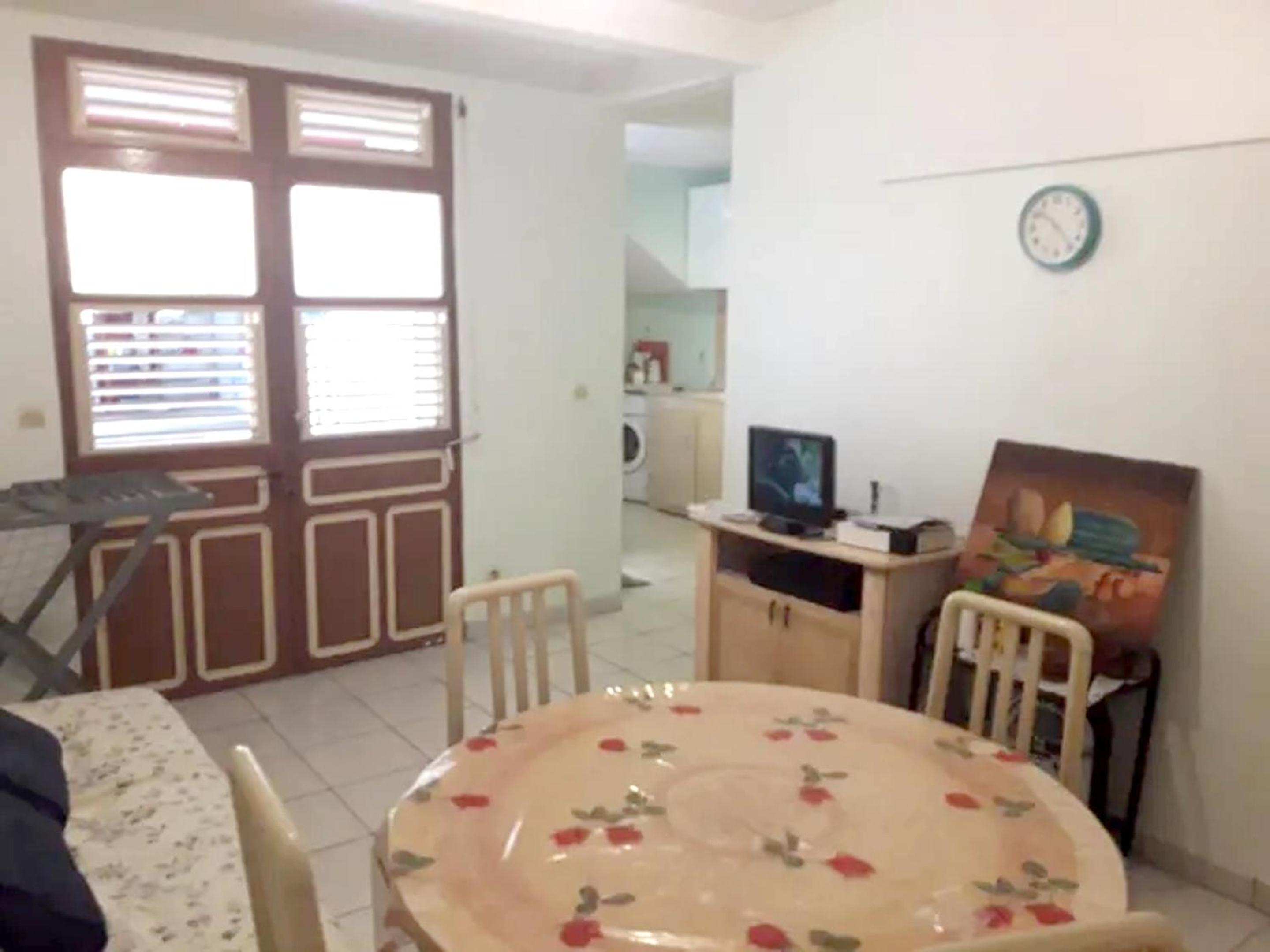 Appartement moderne à Le Lamentin avec jardin clos, 110 m² view 4