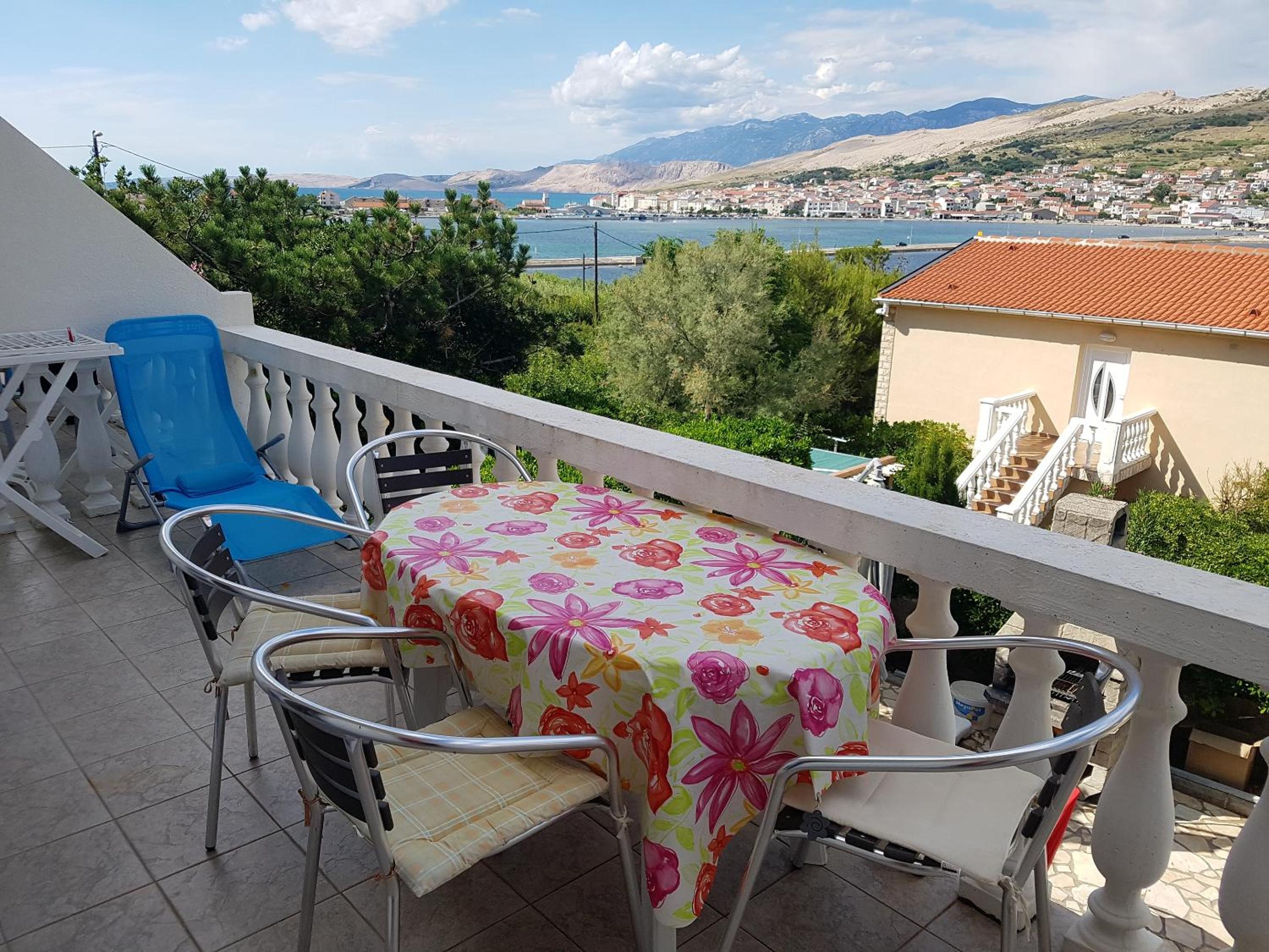 Cosy apartment in Pag / 26 m² / Sea view