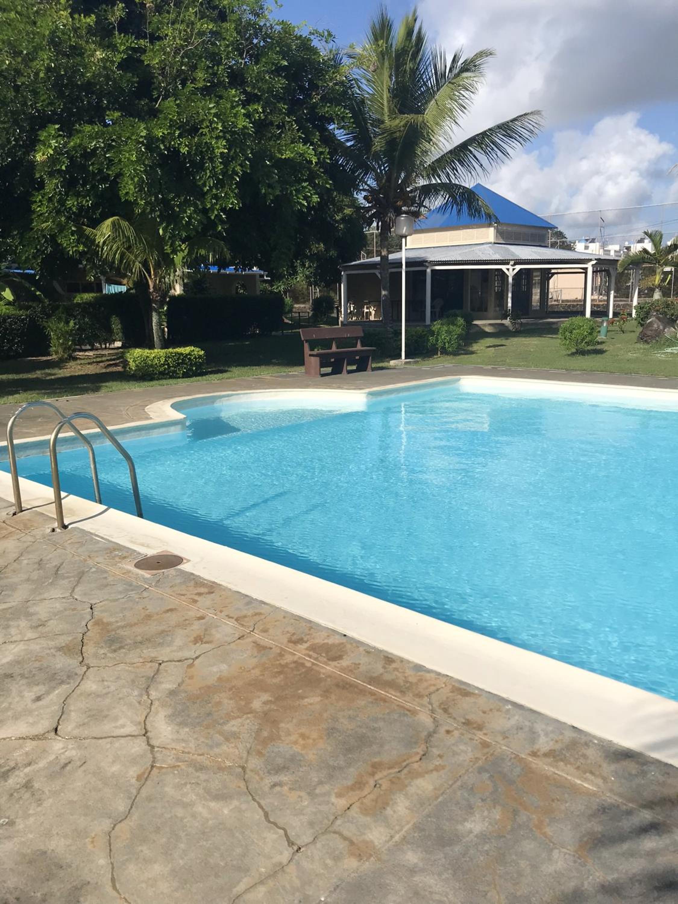 Charming Studio in Grand Baie, 60 m² with Shared Pool
