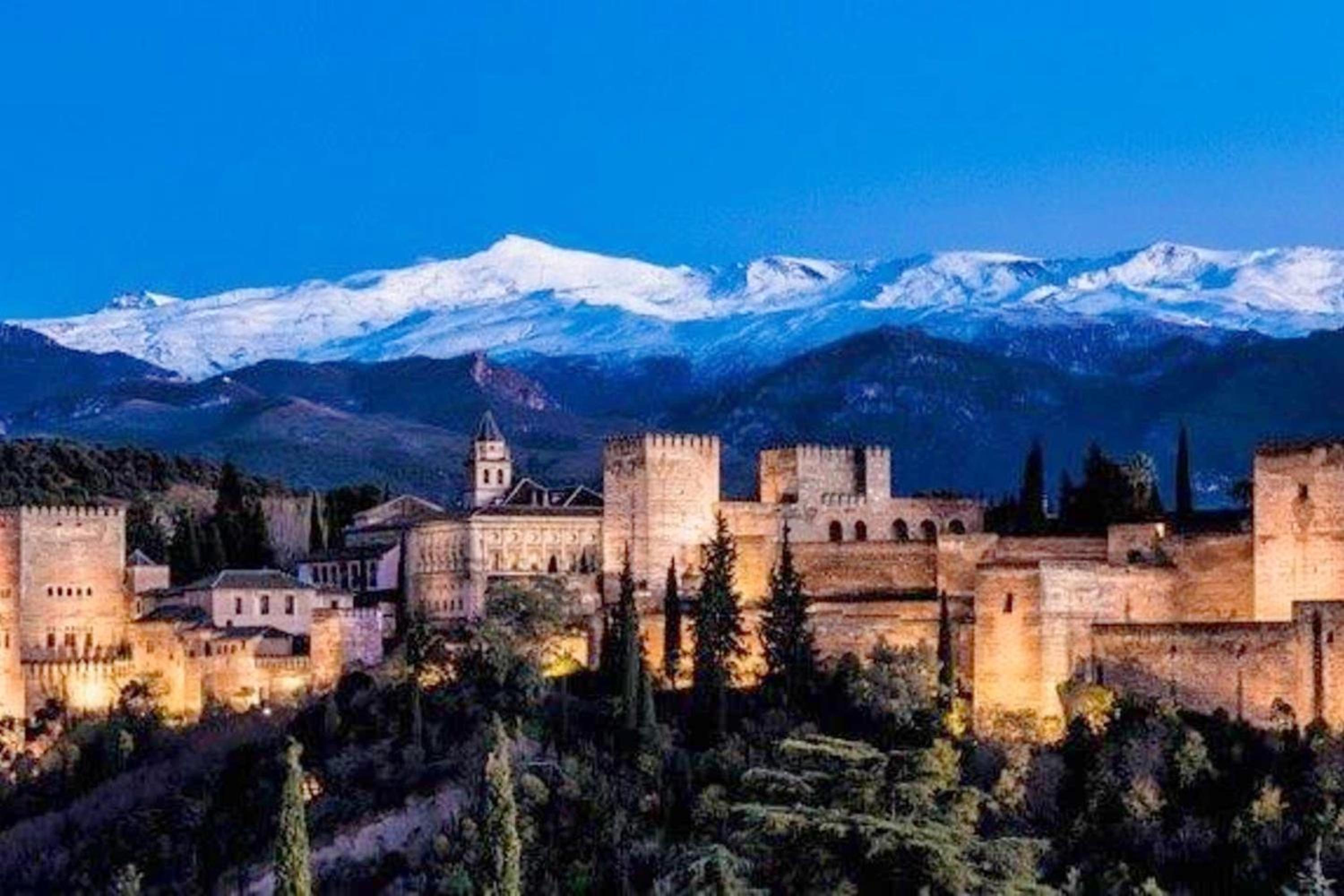 Charming apartment historic centre Granada 80 m² + balcony view 5