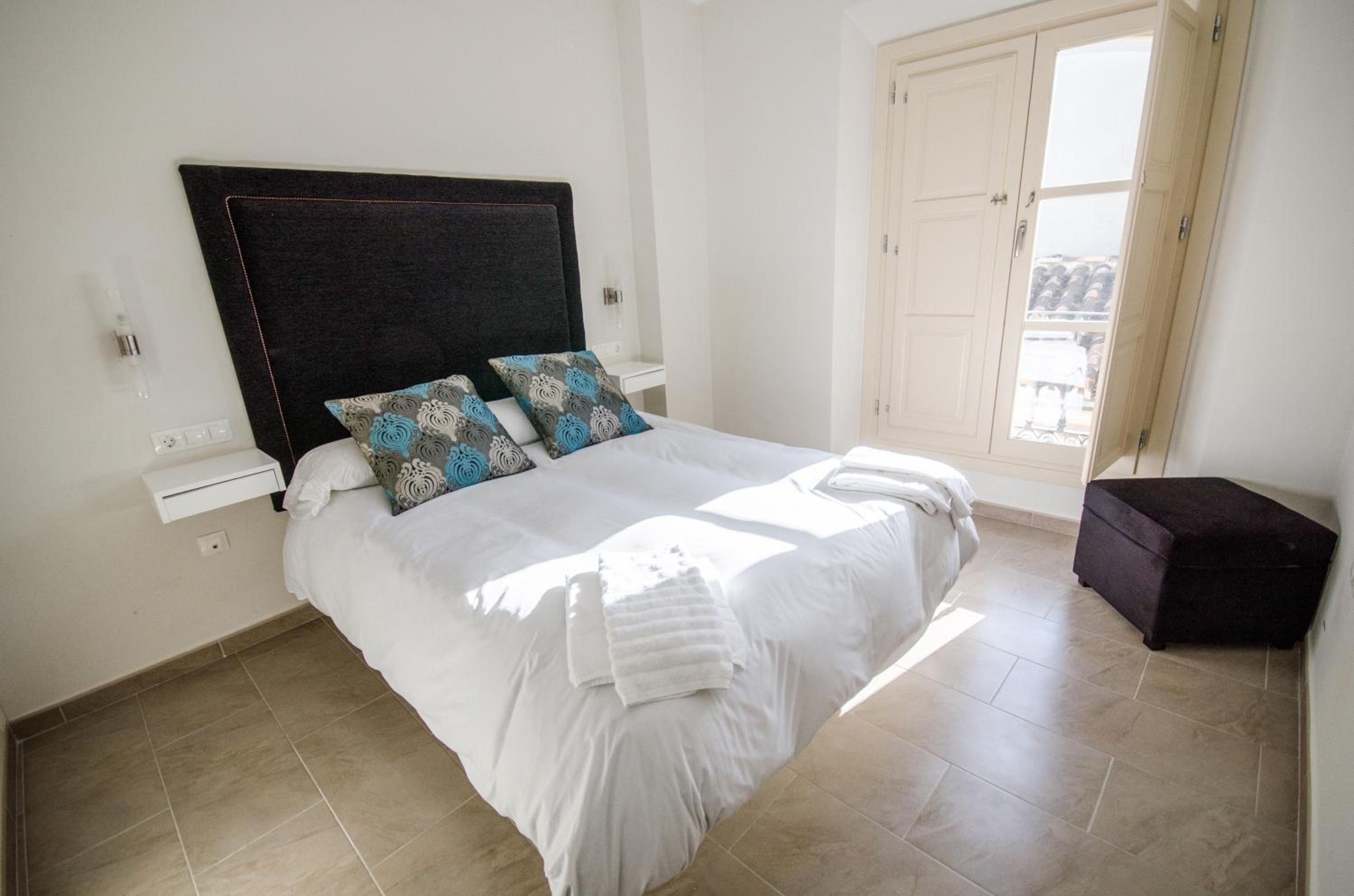 Apartamentos Pinar Málaga Centro - Carretería