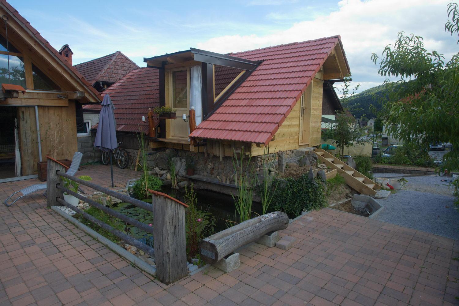 Photo 10