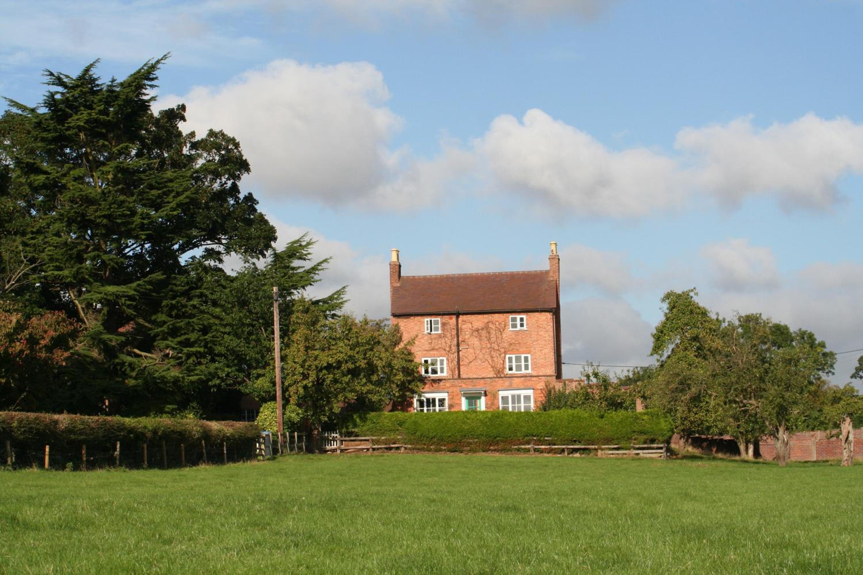 Ingon Bank Farm Bed And Breakfast view 5