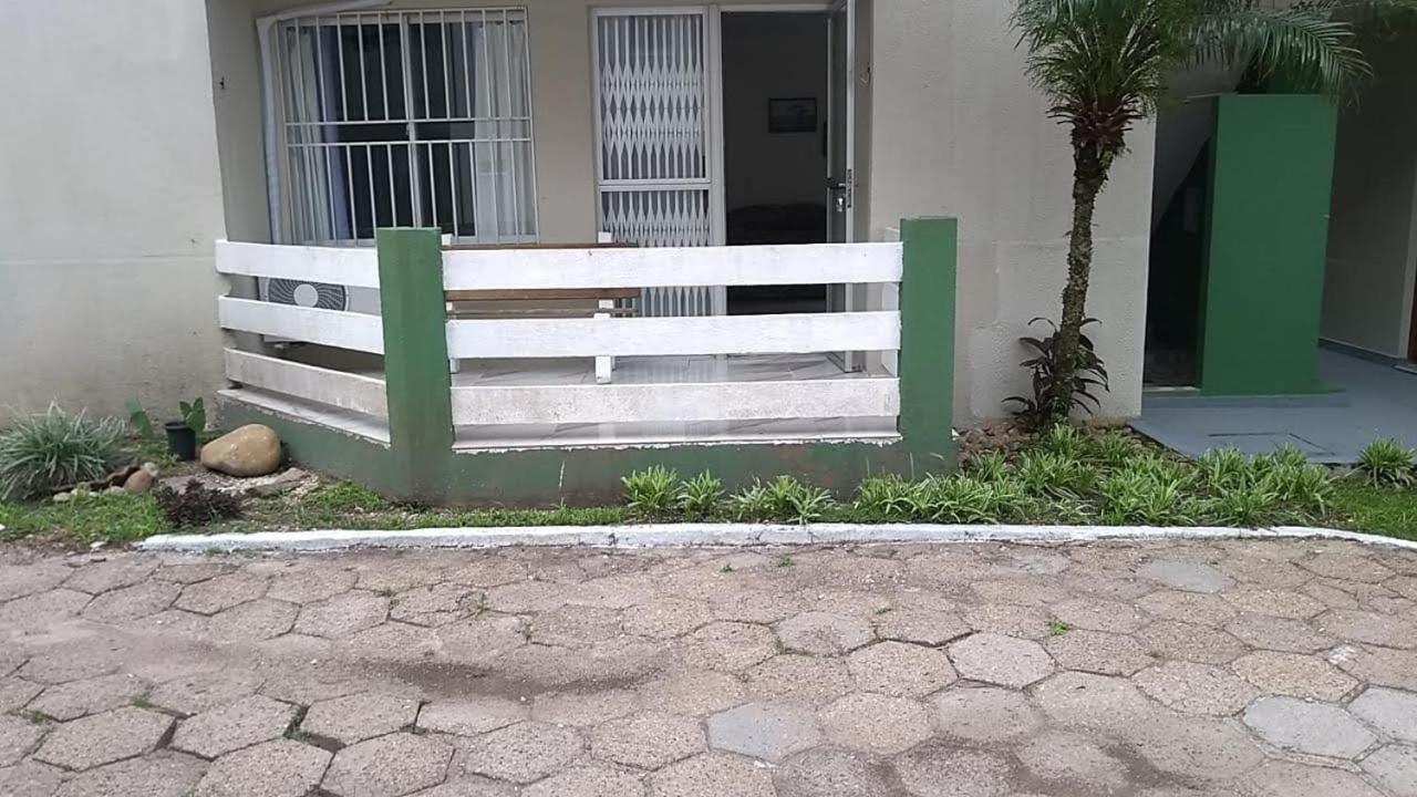 APTO TÉRREO a 50 Metros do MAR em Condomínio com PISCINAS MARAVILHOSAS view 4