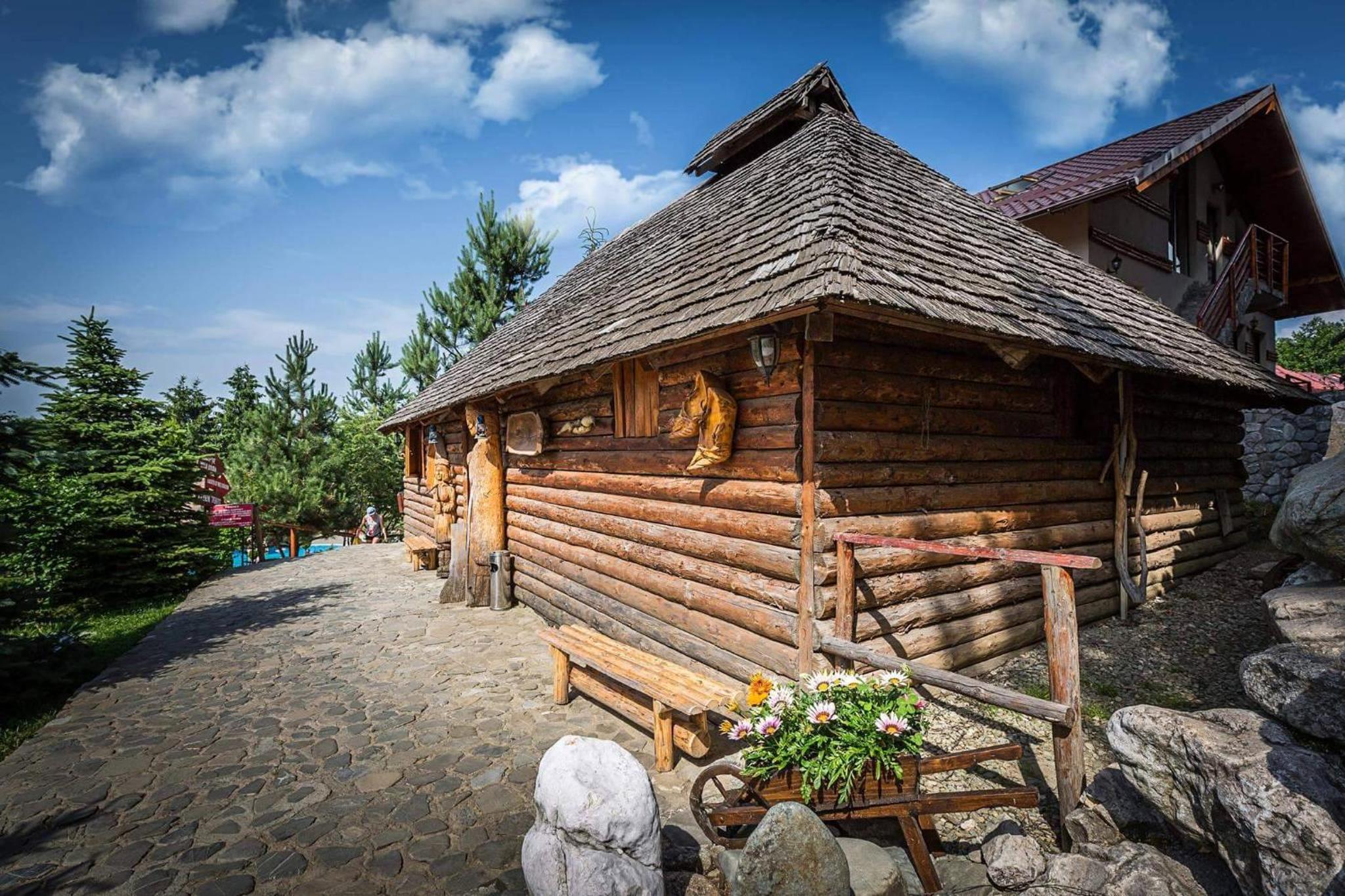 Hotel Club Vila Bran - Image 1