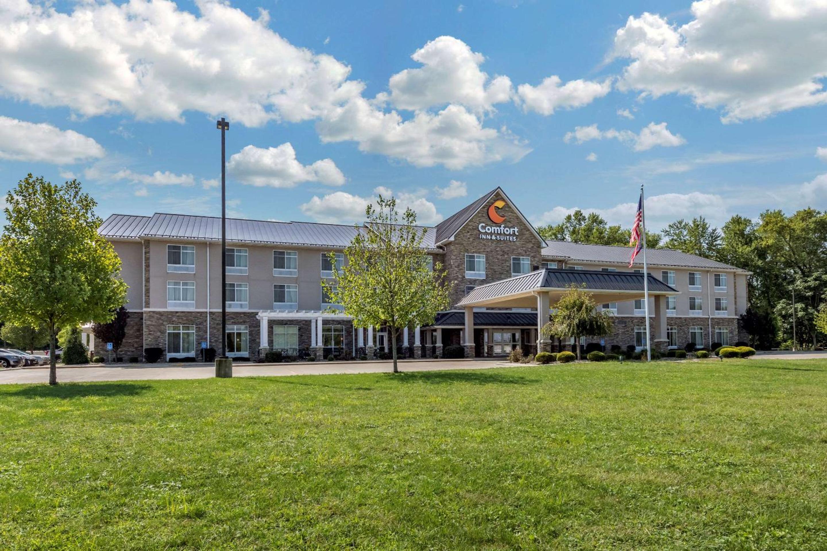 Comfort Inn & Suites Dover view 2