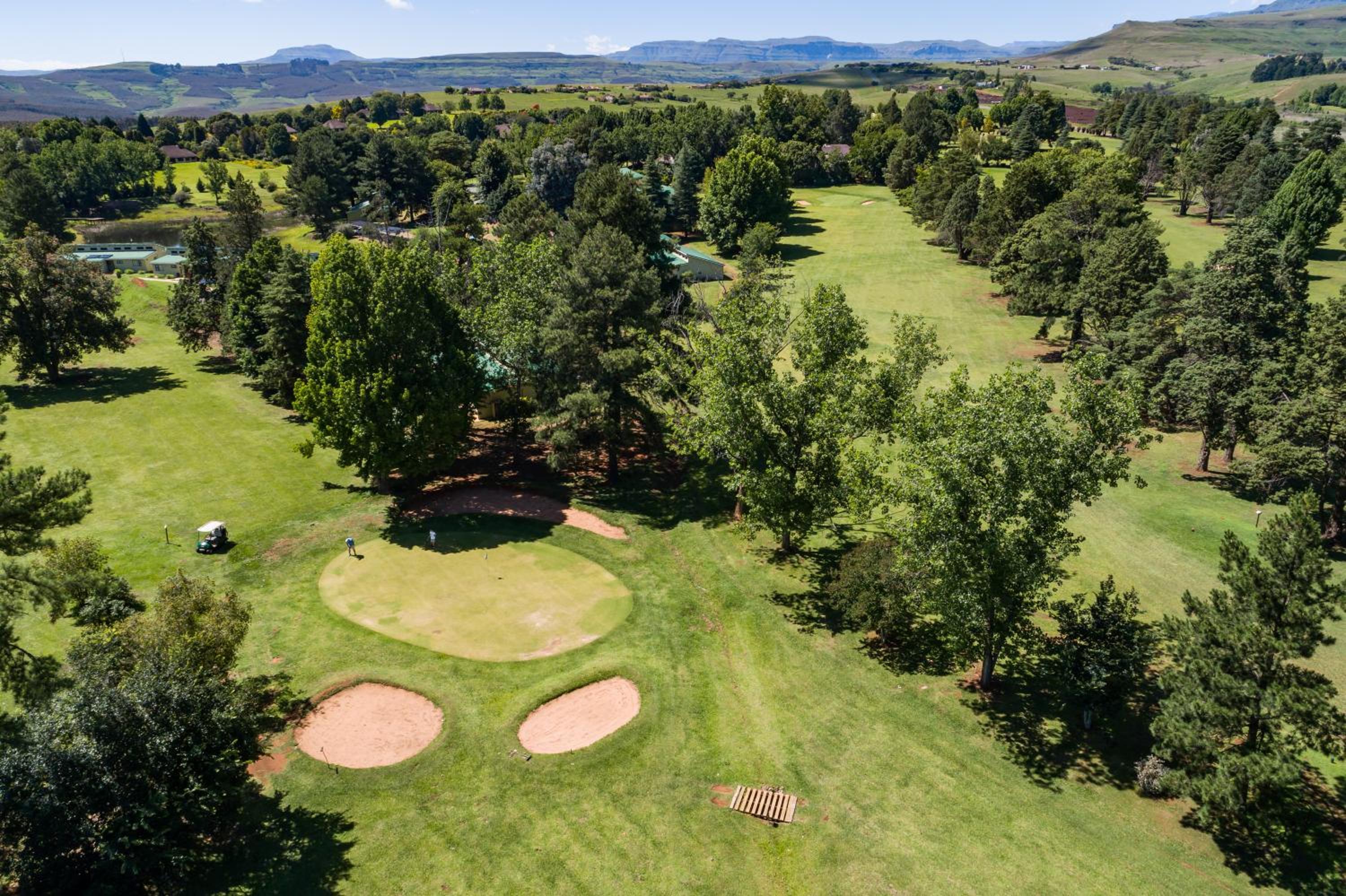 Gooderson Monks Cowl Golf Resort