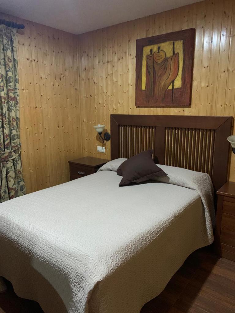Hostal - Bungalows Camping Cáceres