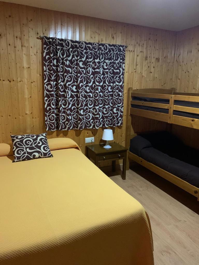 Hostal - Bungalows Camping Cáceres