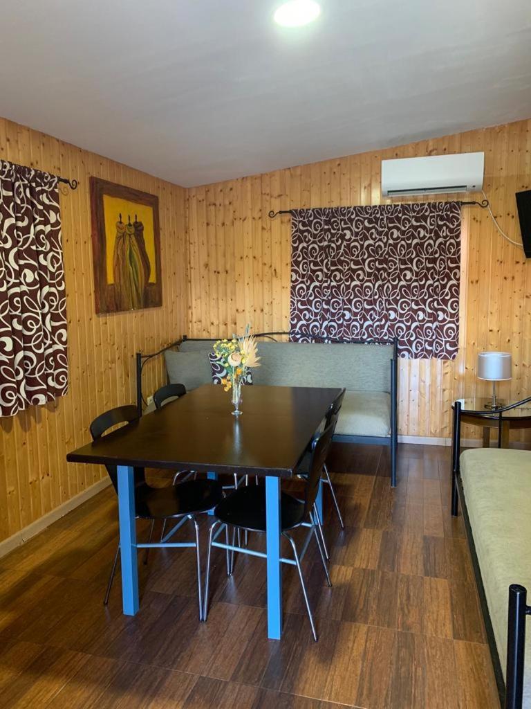 Hostal - Bungalows Camping Cáceres