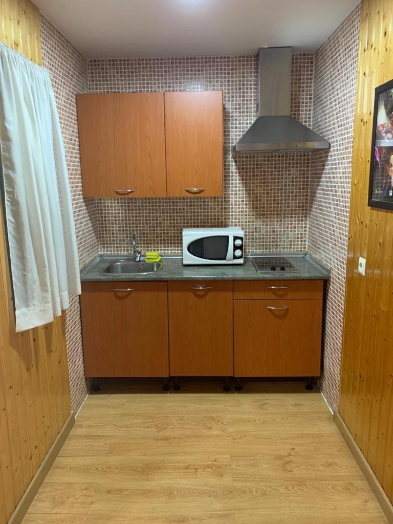 Hostal - Bungalows Camping Cáceres