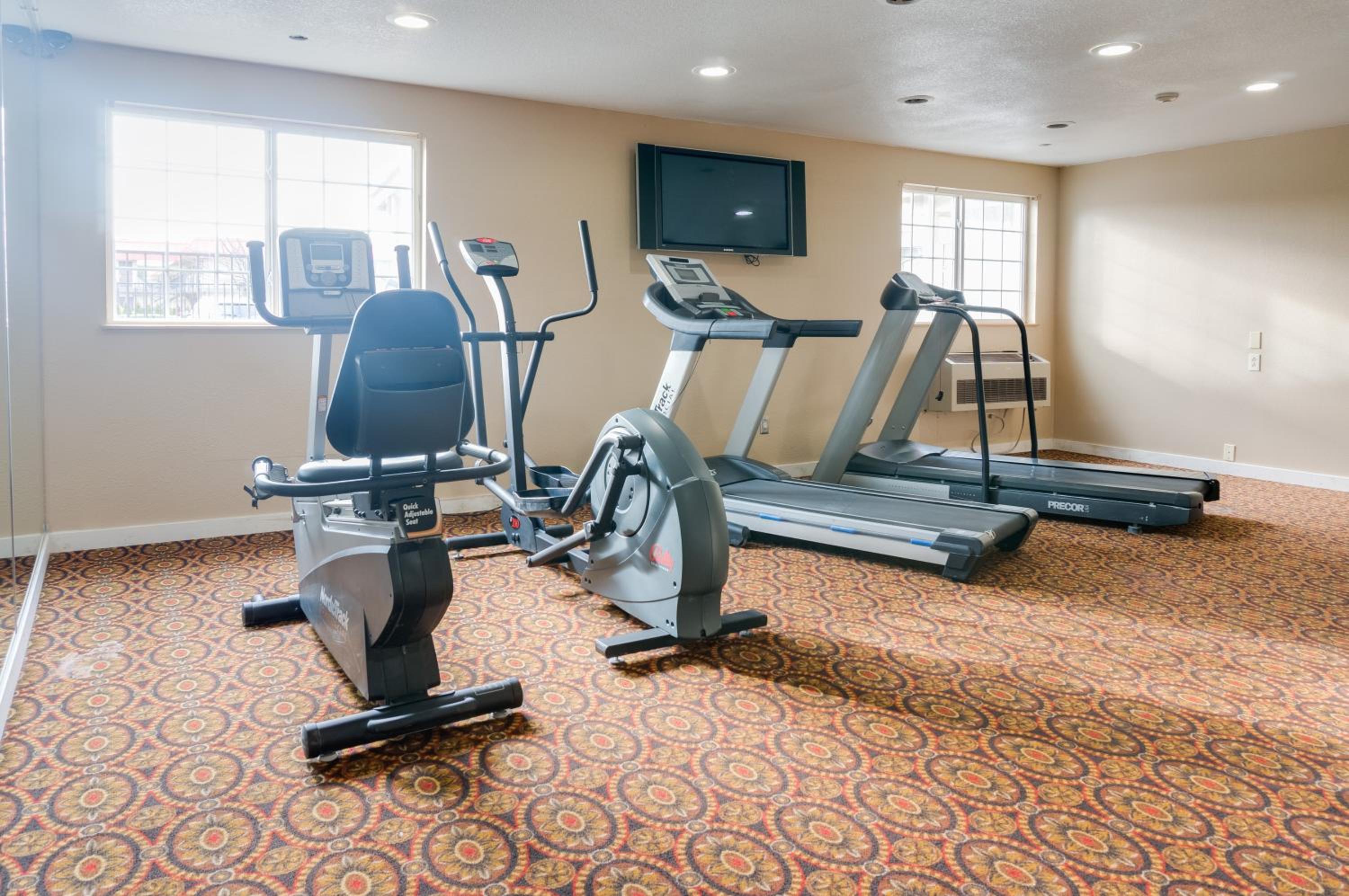 Seattle Vacations - GuestHouse Inn Fife - Property Image 3