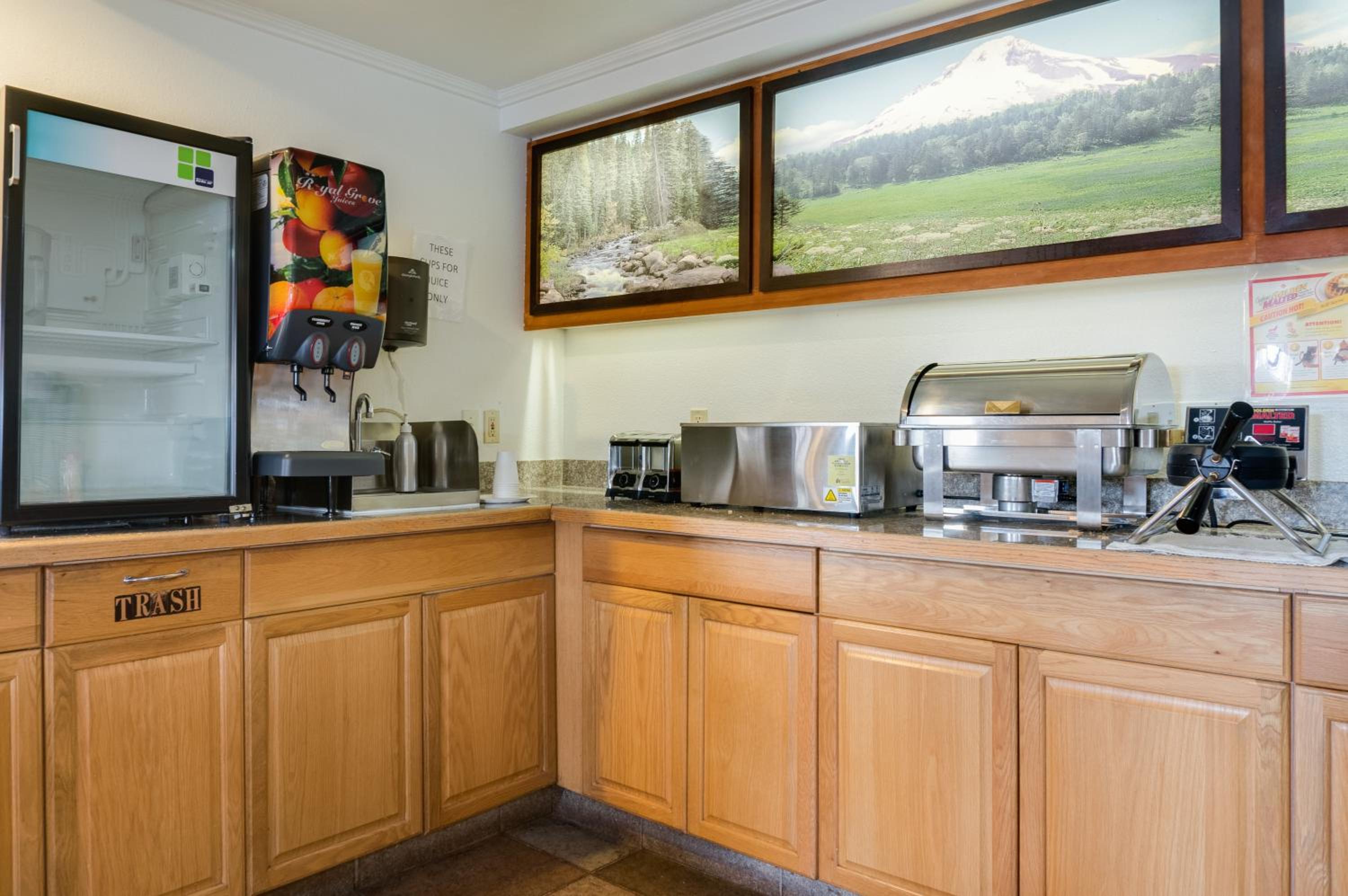 Seattle Vacations - GuestHouse Inn Fife - Property Image 2