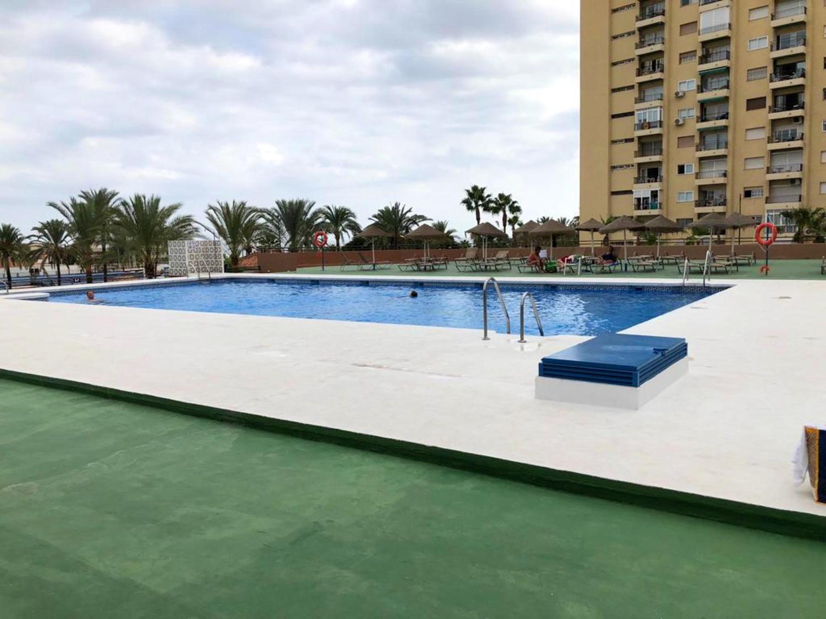 Hotel Bright apartment with sea view Fuengirola 50 m² pool - Image 1