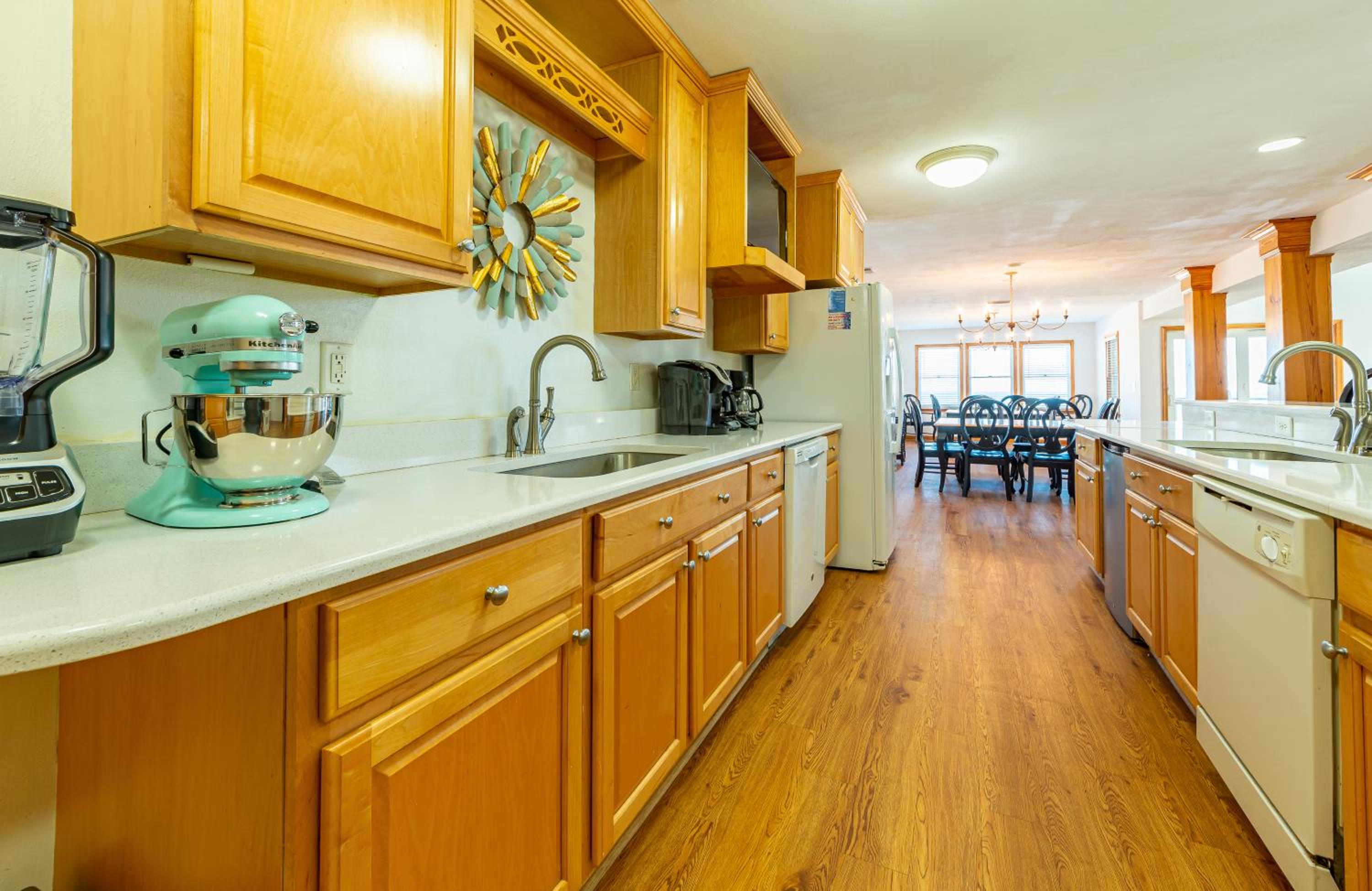 Blue Crush - KDH MP 8, Oceanfront, Ocean Views, Pool, Cabana, Hot Tub, Elevator, Rec Room, Pets OK