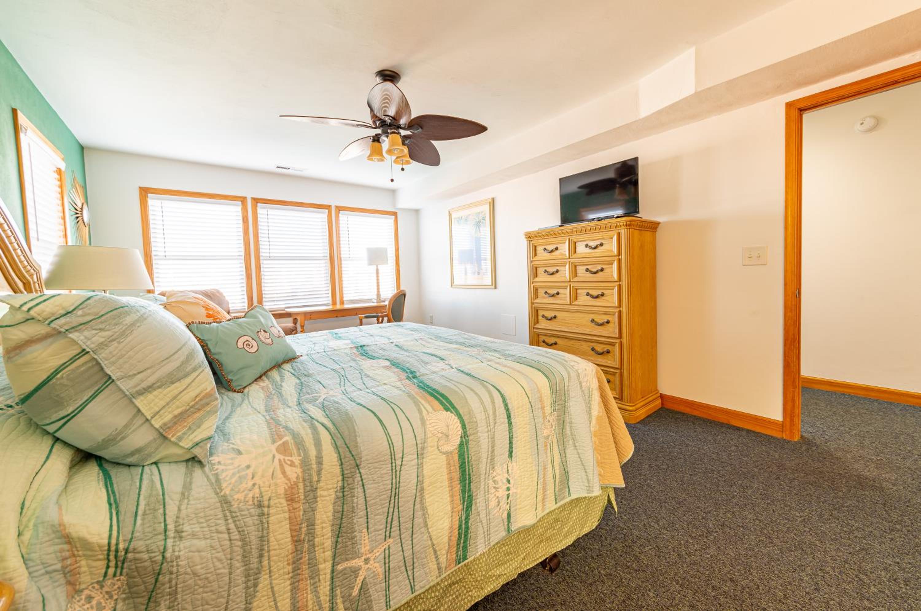 Blue Crush - KDH MP 8, Oceanfront, Ocean Views, Pool, Cabana, Hot Tub, Elevator, Rec Room, Pets OK