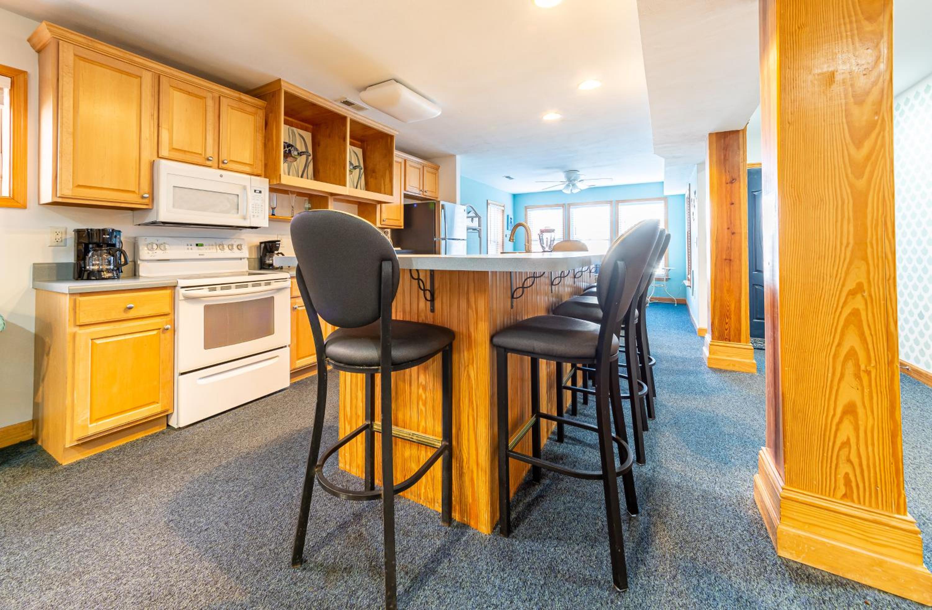 Blue Crush - KDH MP 8, Oceanfront, Ocean Views, Pool, Cabana, Hot Tub, Elevator, Rec Room, Pets OK