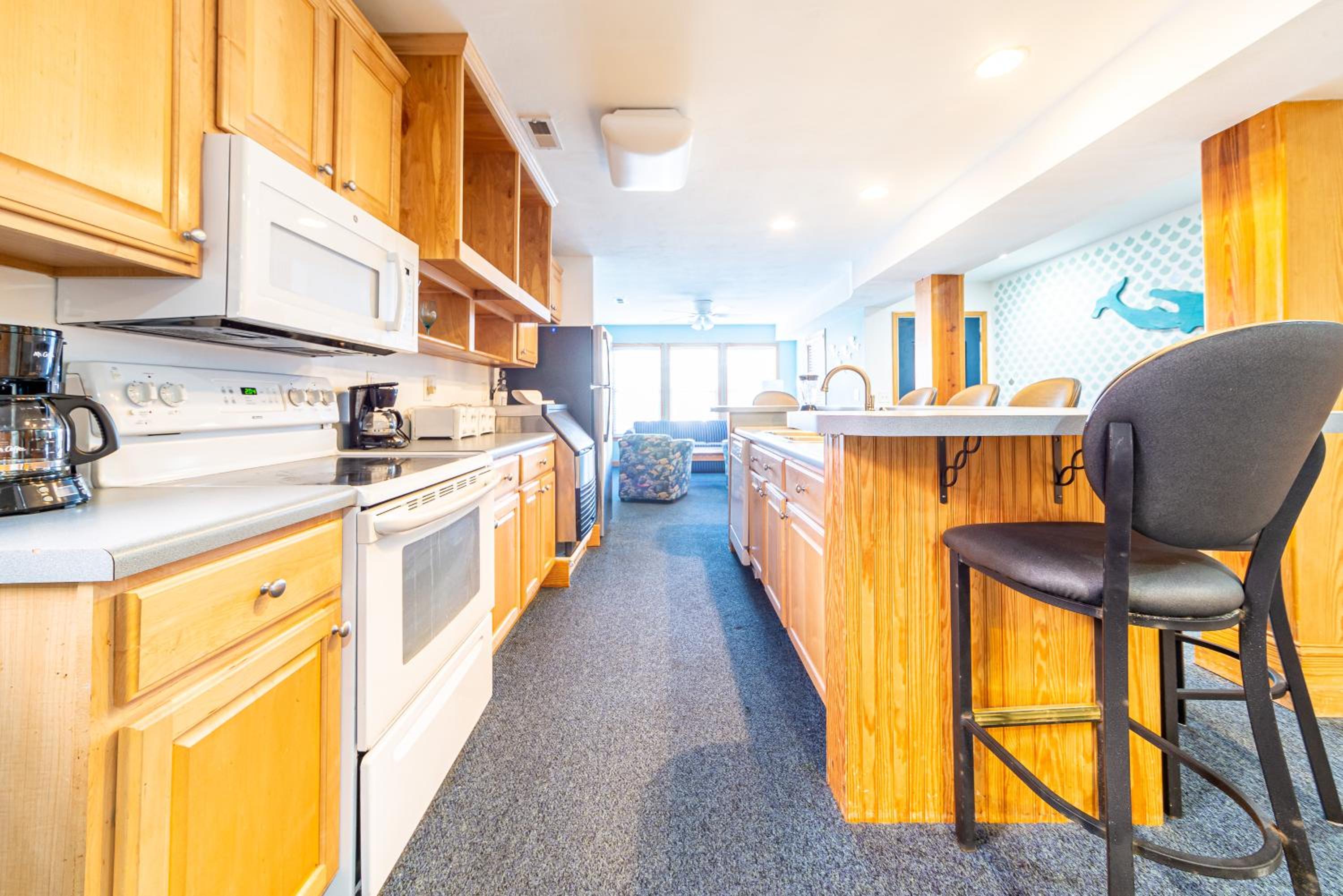Blue Crush - KDH MP 8, Oceanfront, Ocean Views, Pool, Cabana, Hot Tub, Elevator, Rec Room, Pets OK