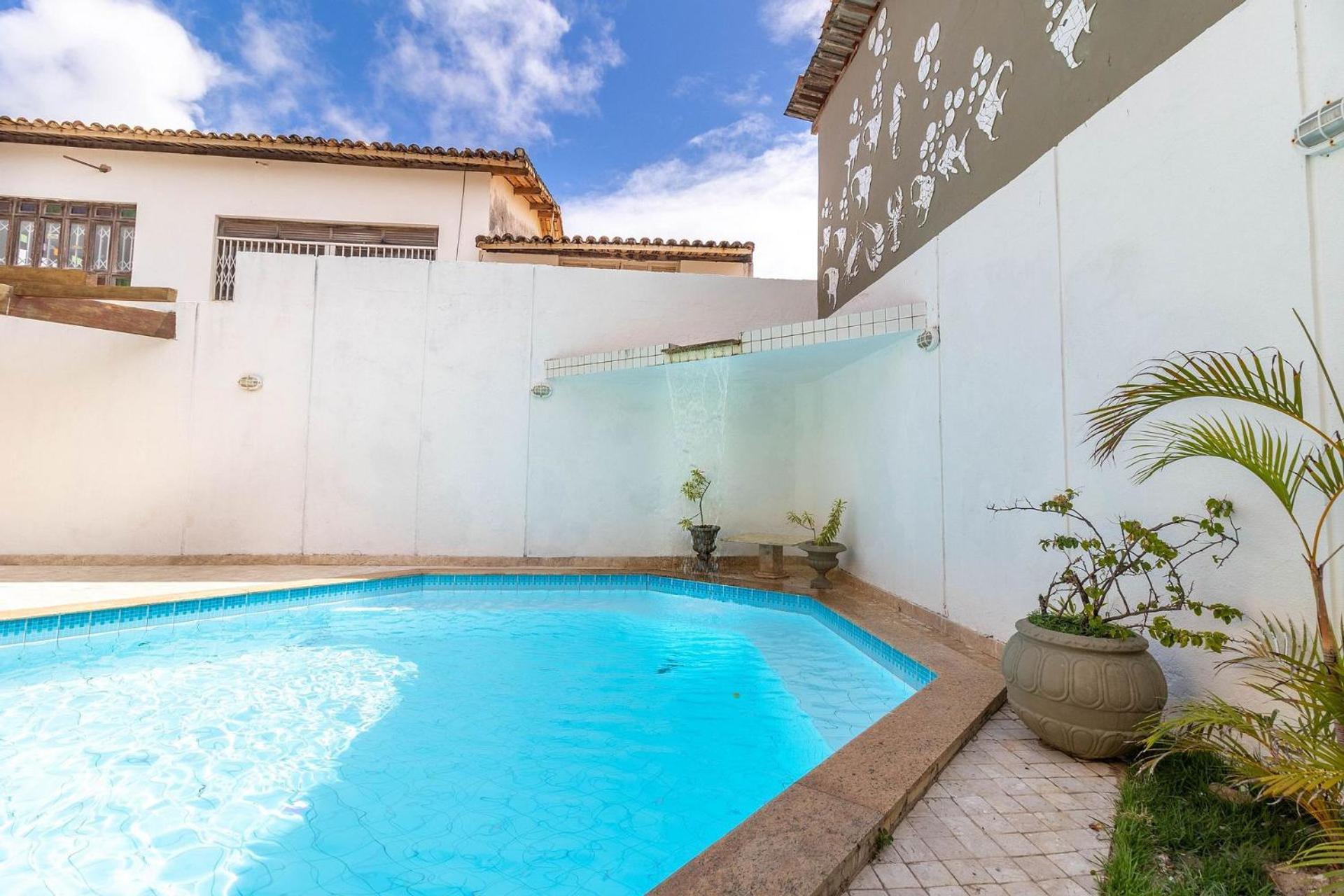 IP01 House 5 Suites 100m from Pedra do Sal Beach