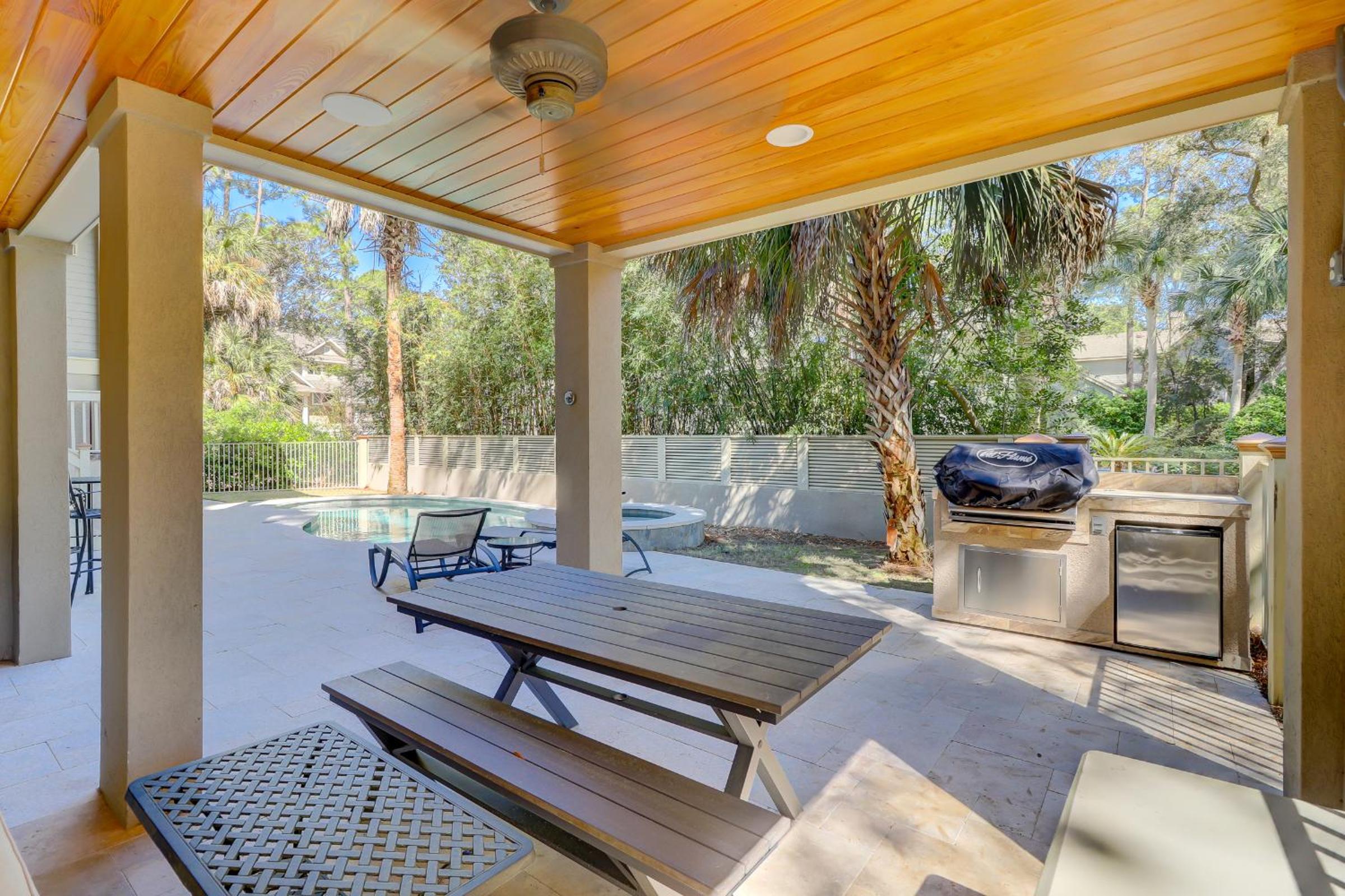 1 Cedar Waxwing 5 BR Home Private Pool