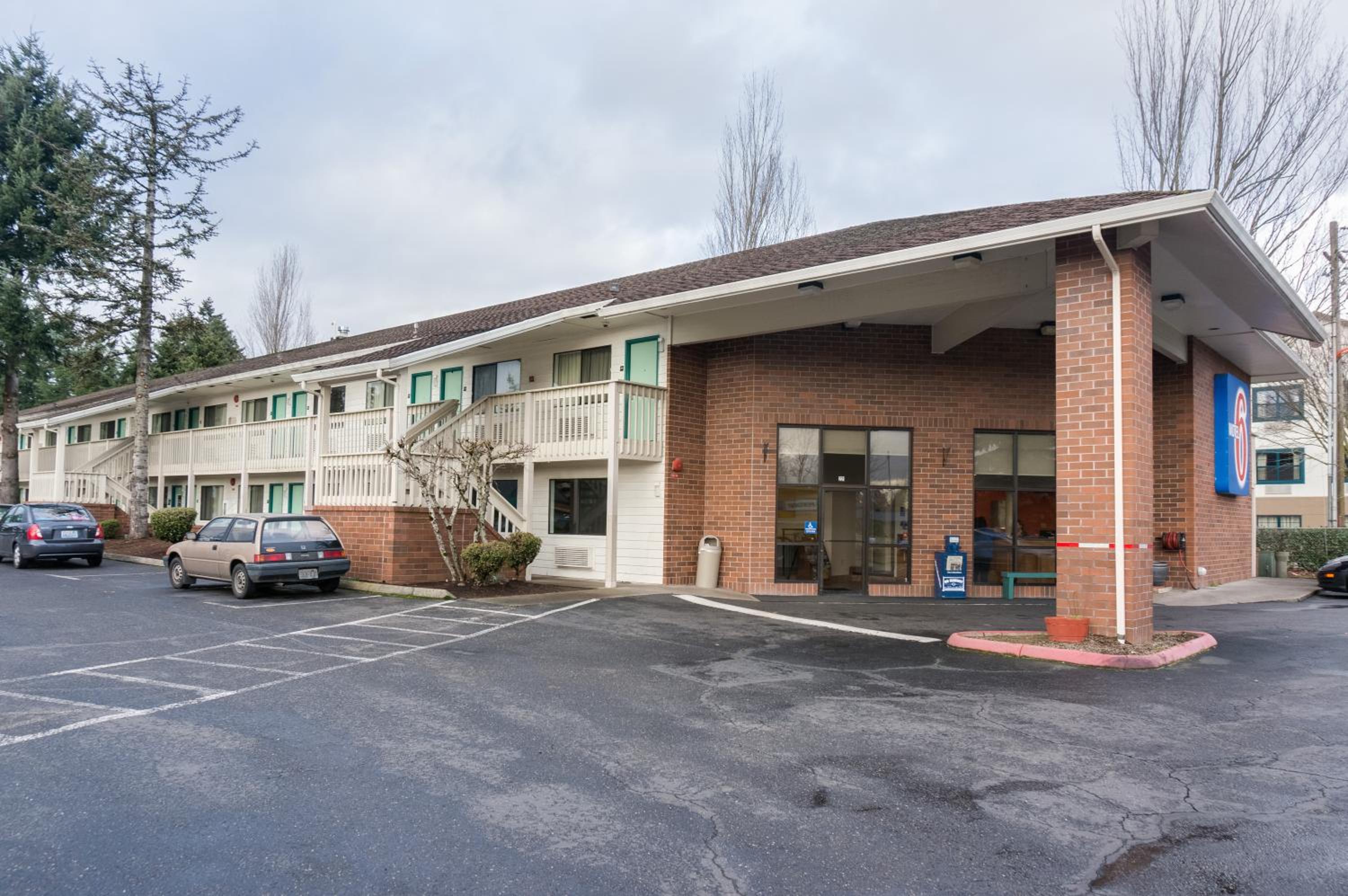 Vancouver Vacations - Motel 6-Vancouver, WA - Property Image 11