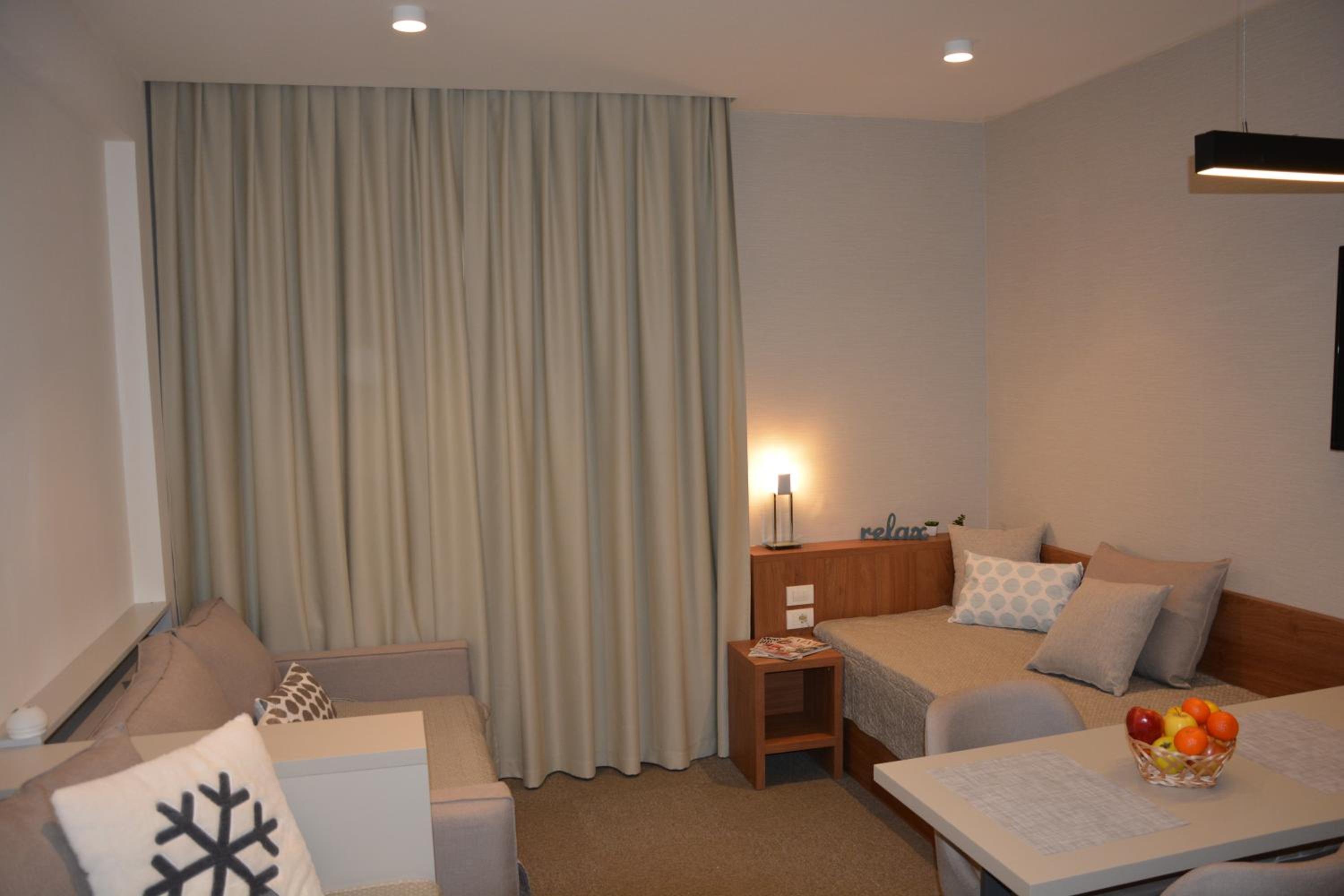 Apartman SREBRNA PAHULjA-Konaci view 5