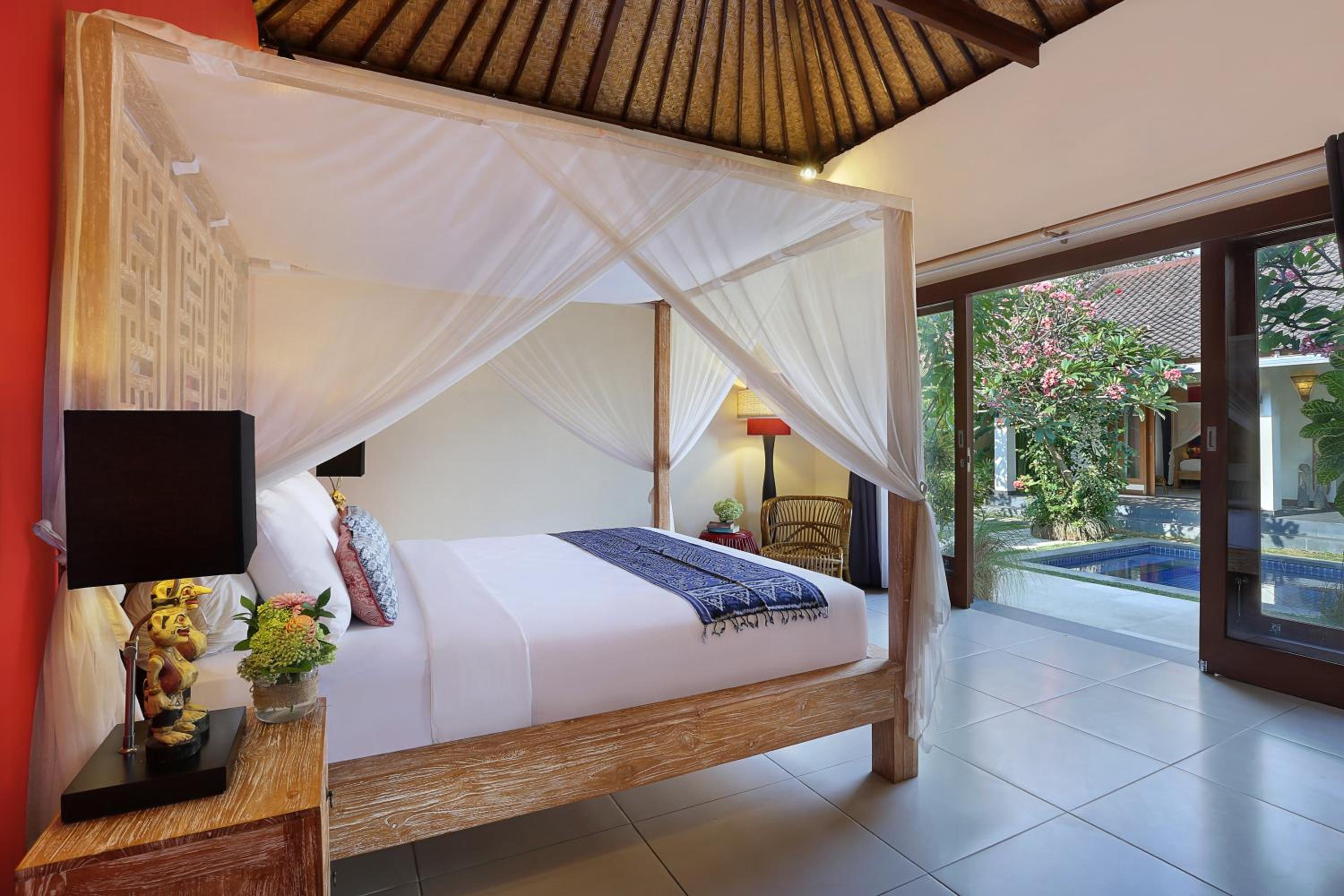 Villa Agni - BEST location! 3BR villa at the heart of Seminyak view 4