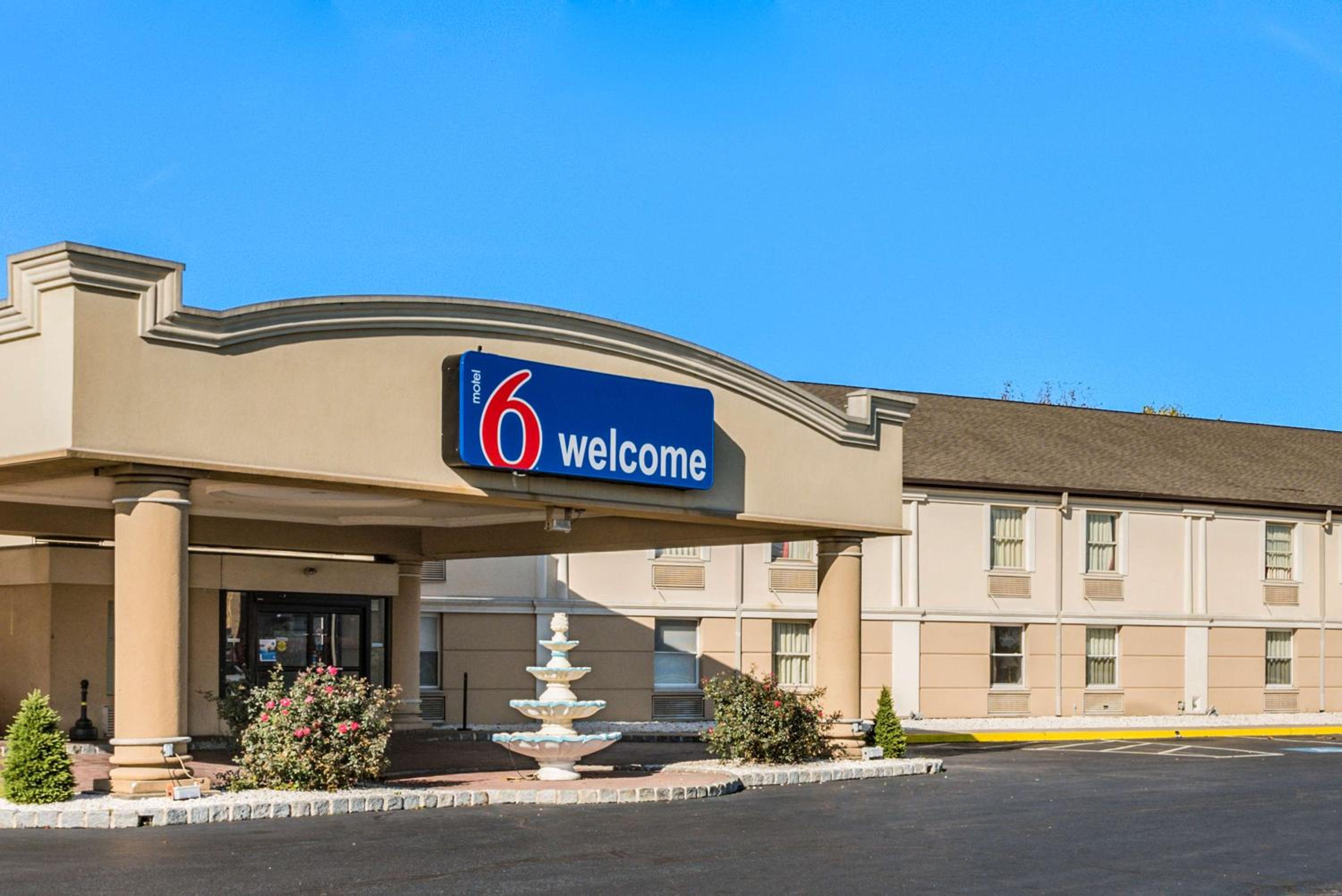 Motel 6-Levittown, PA - Bensalem view 3