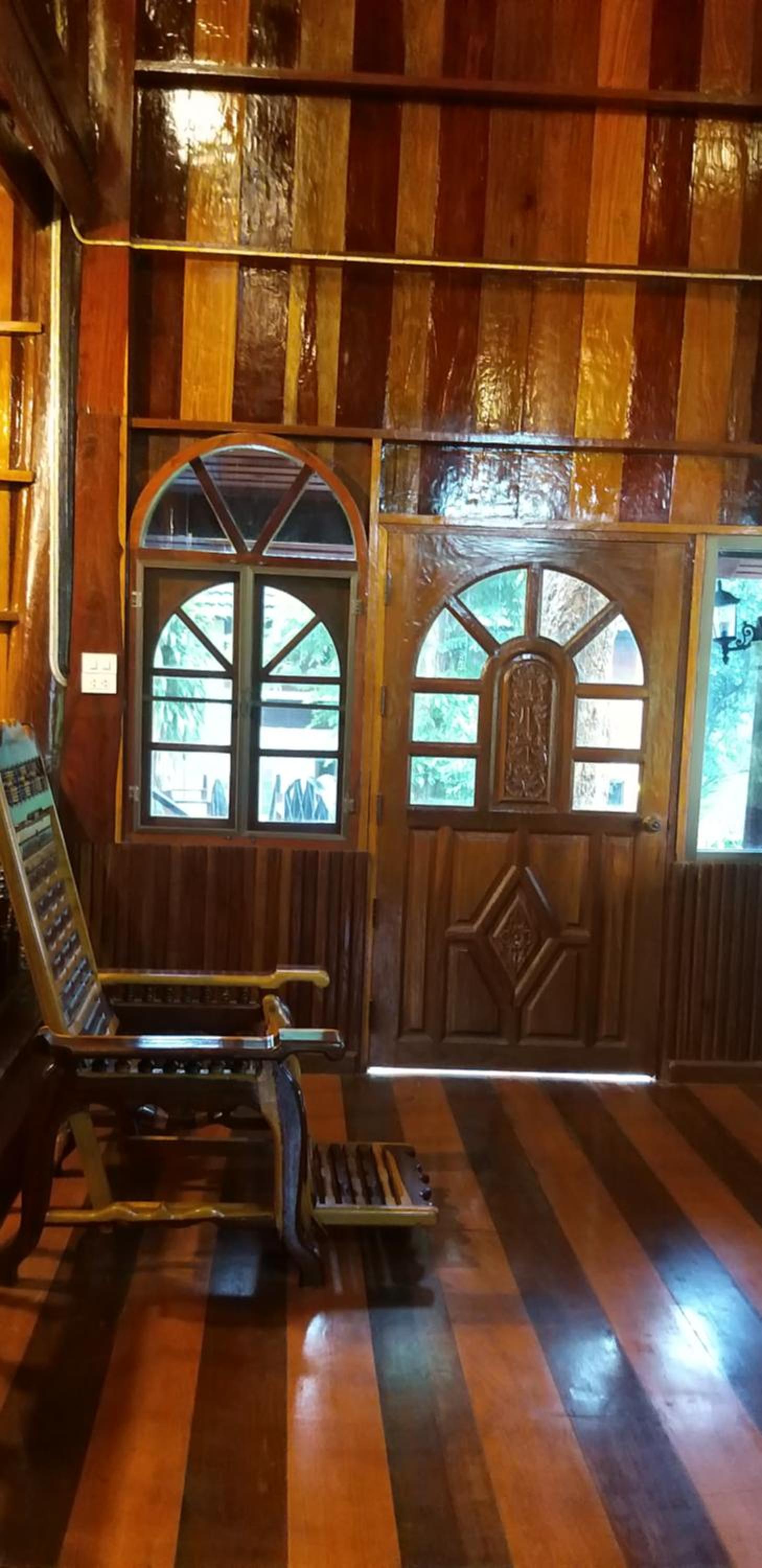 Ratmanee House