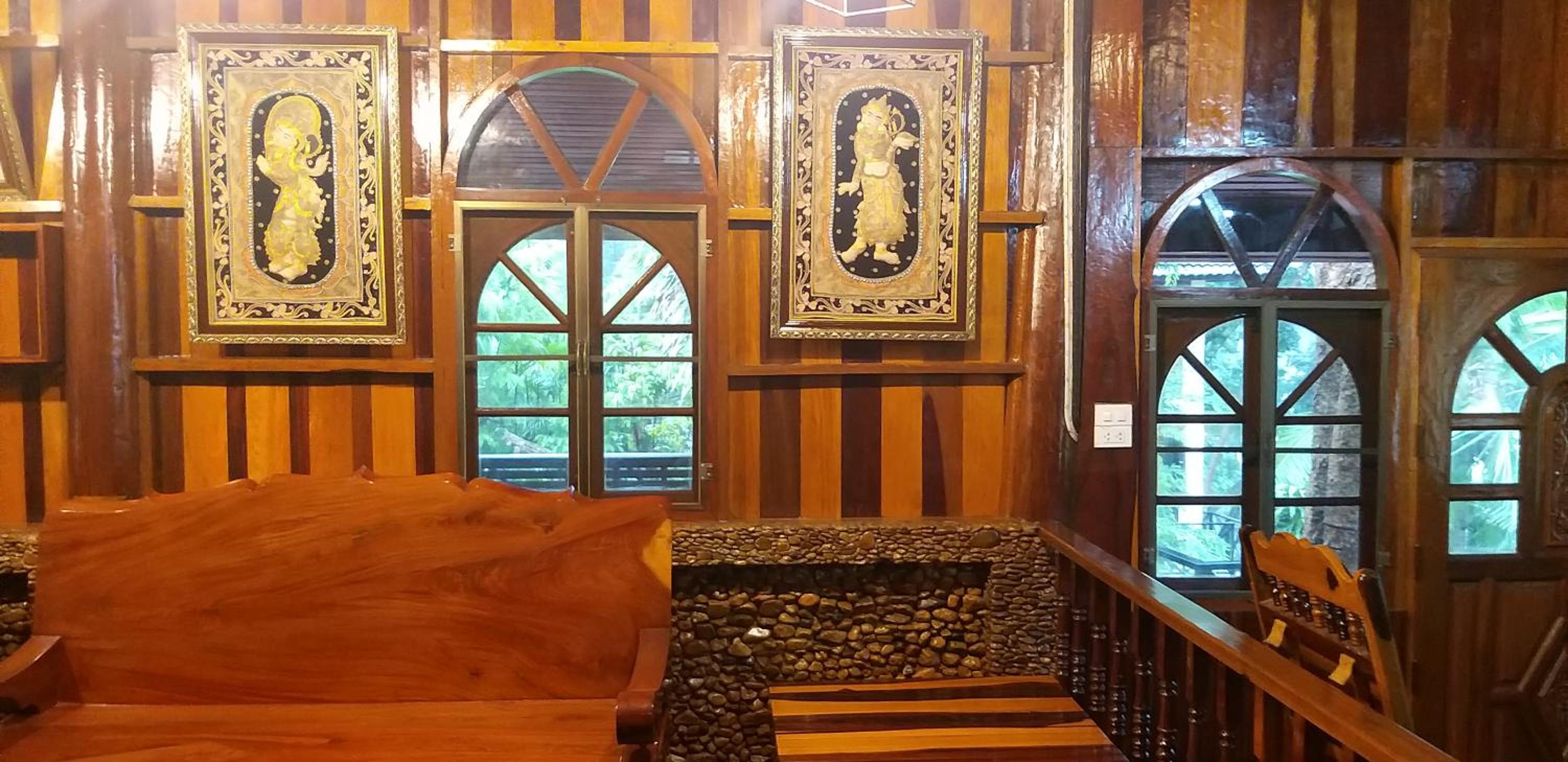 Ratmanee House