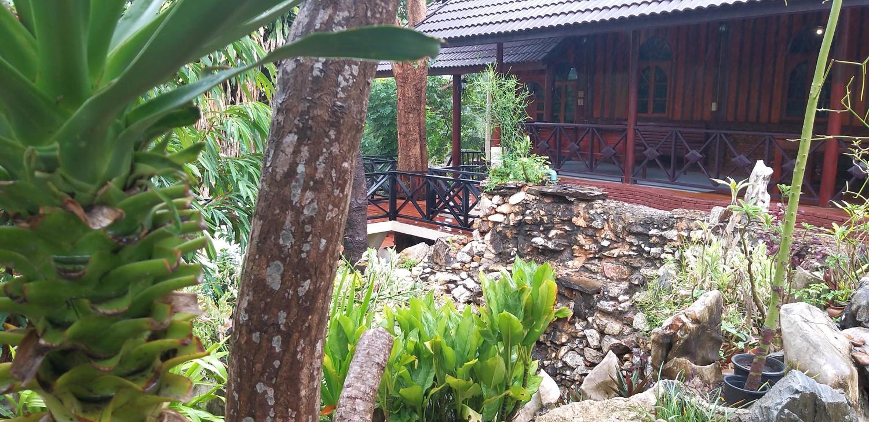 Ratmanee House