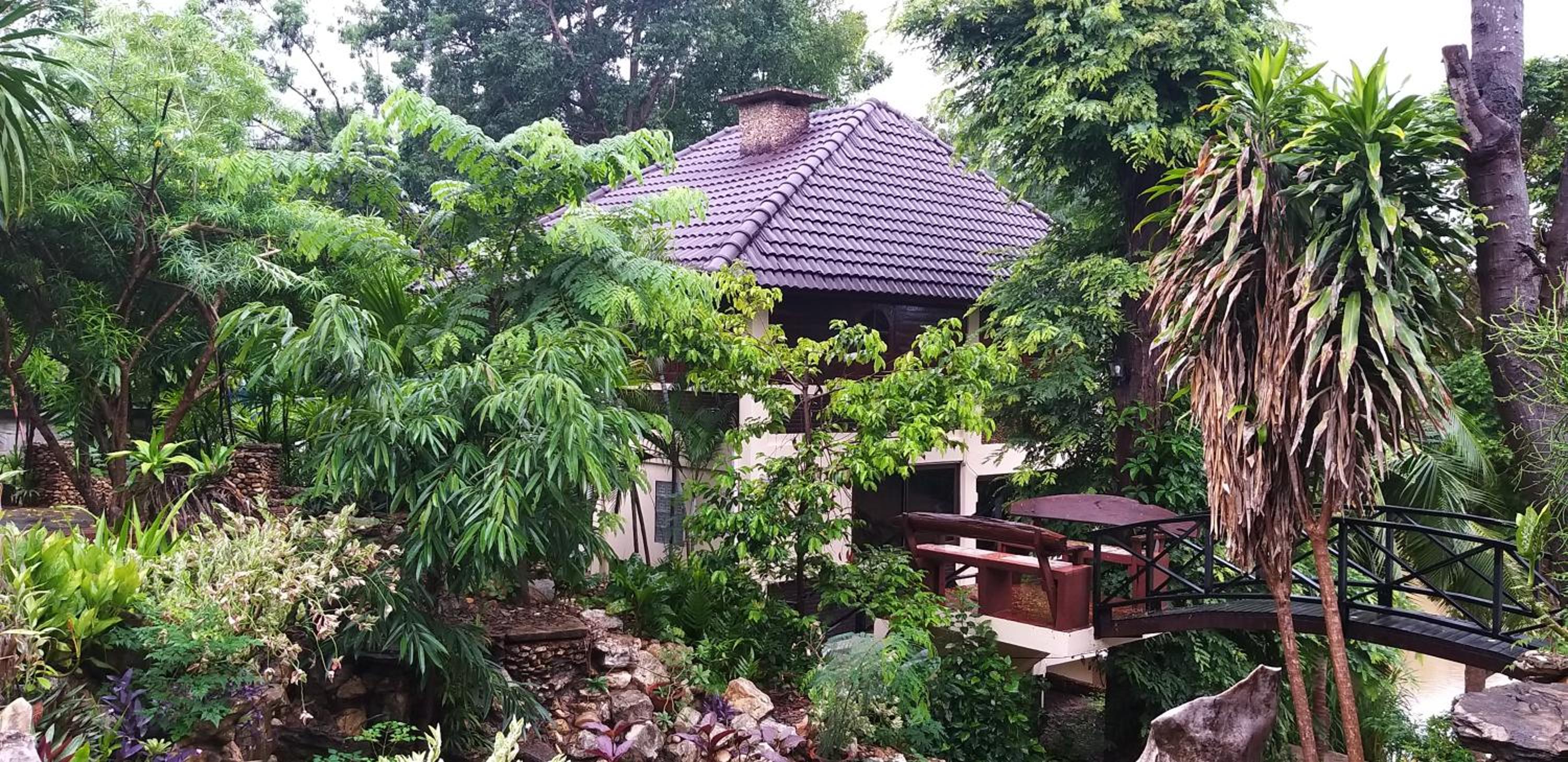 Ratmanee House