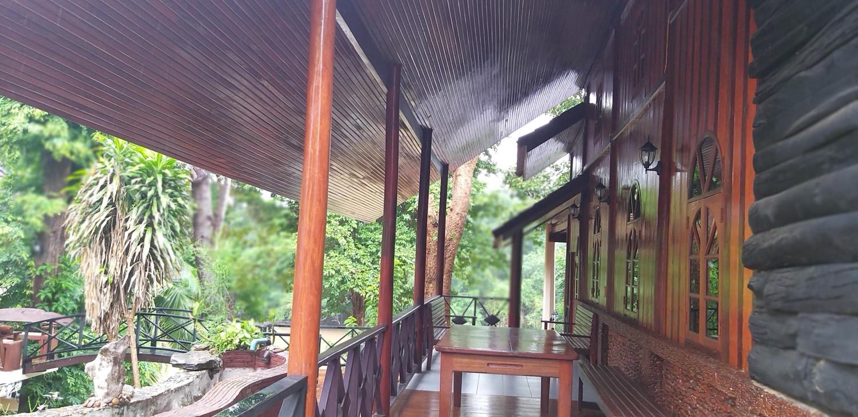 Ratmanee House