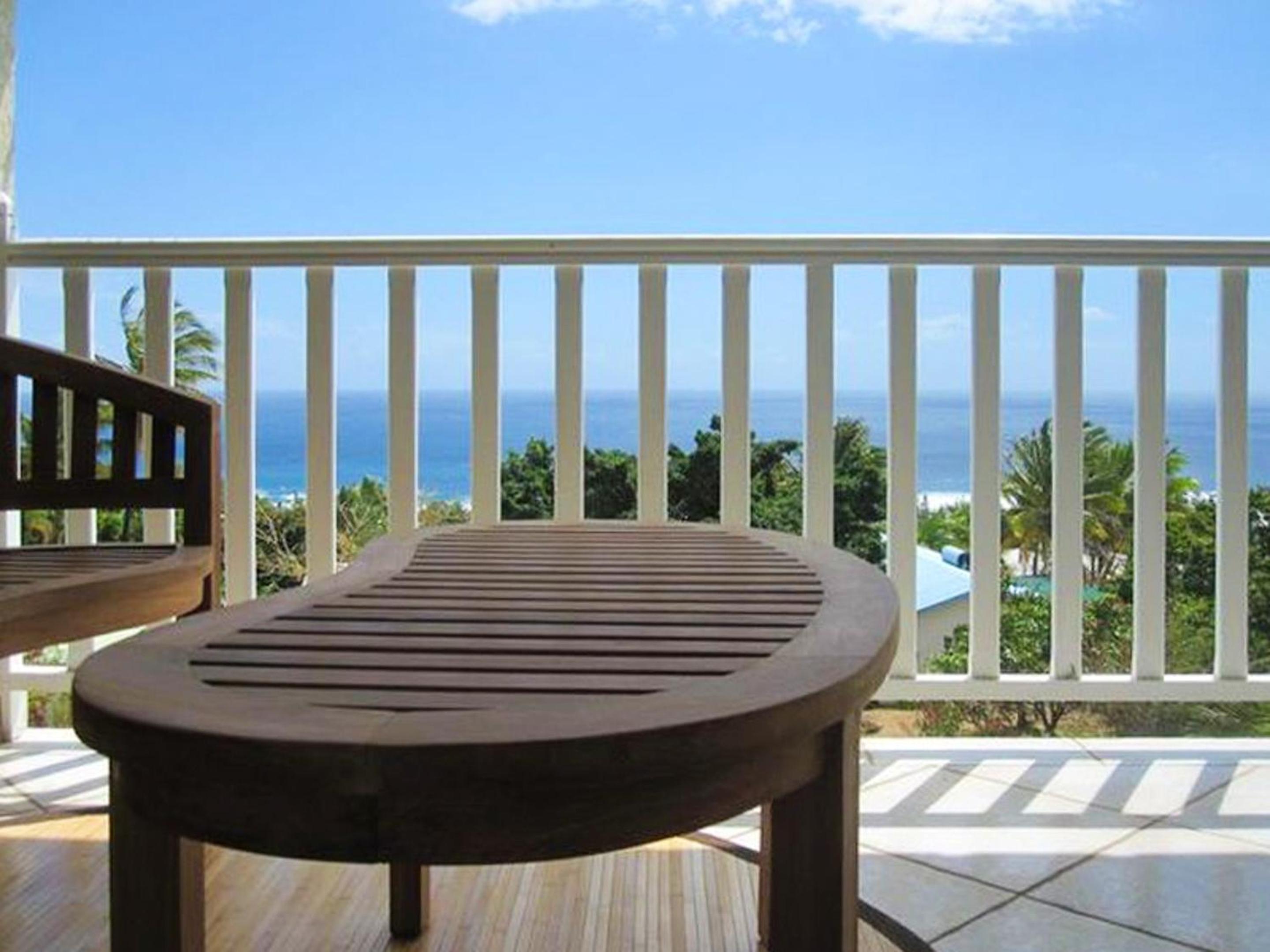 Studio moderne a Saint Leu 30 m² vue sur la mer