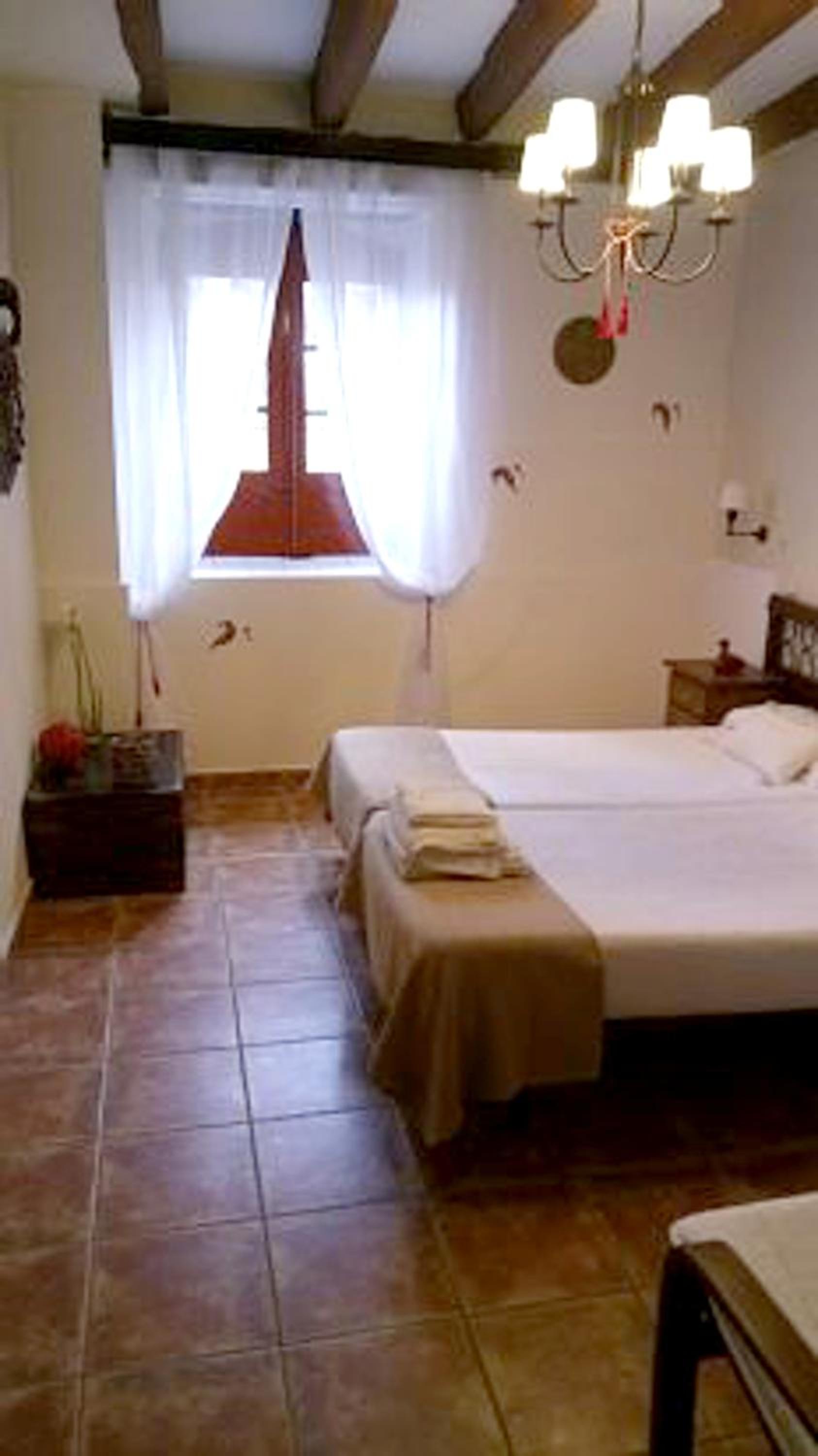 Spacious villa with private pool - Campo de Cuéllar