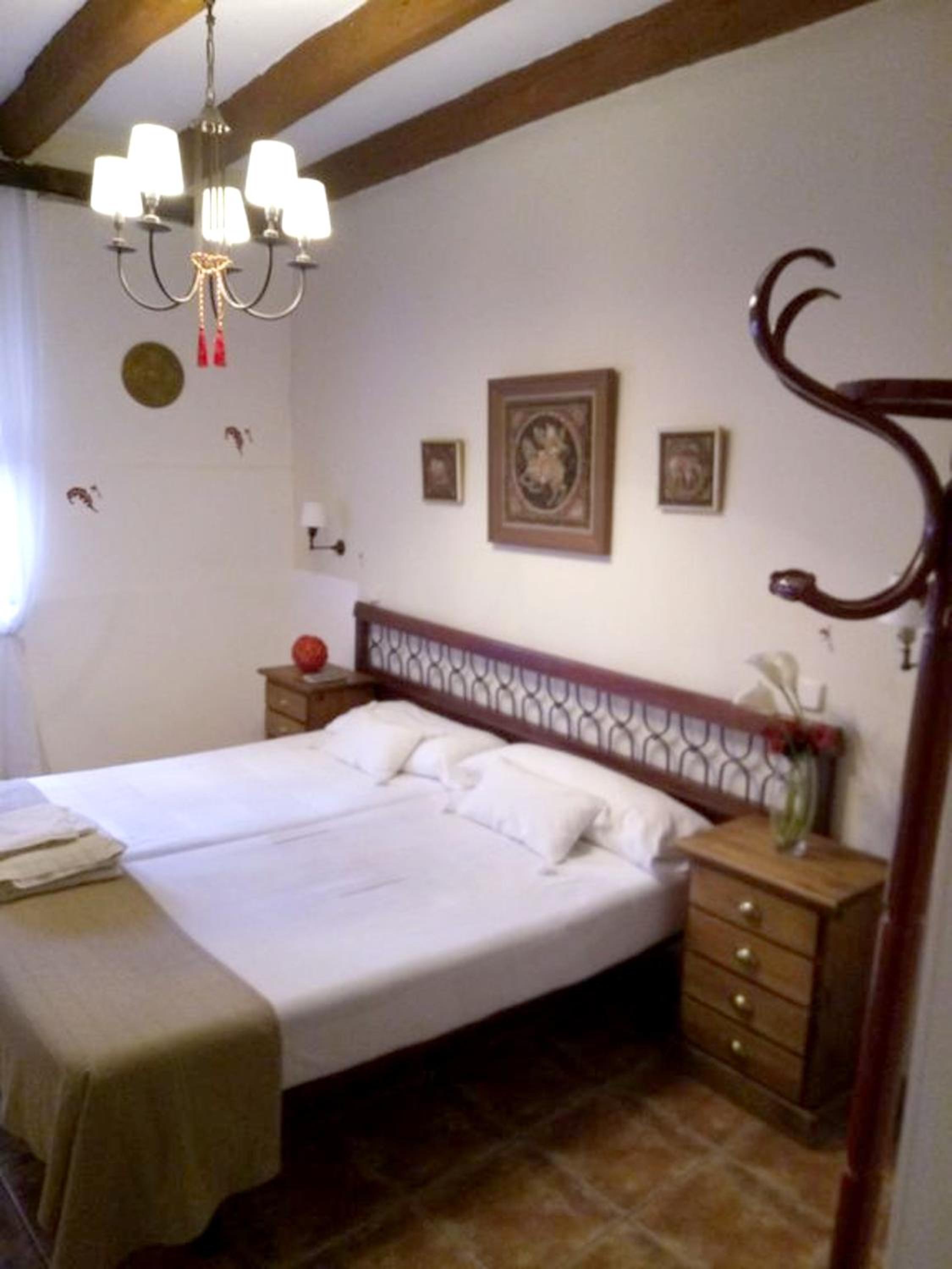 Spacious villa with private pool - Campo de Cuéllar