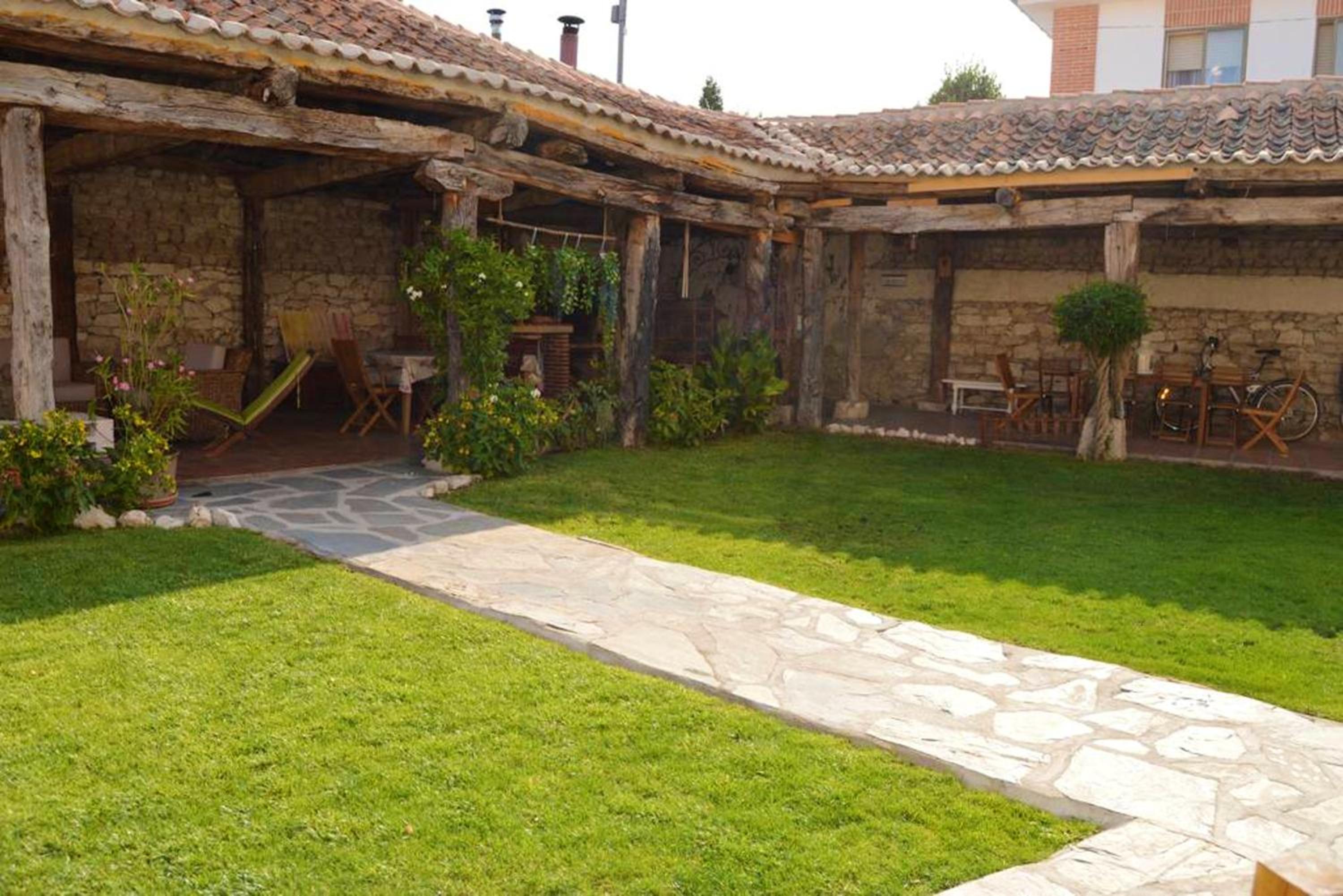 Spacious villa with private pool - Campo de Cuéllar