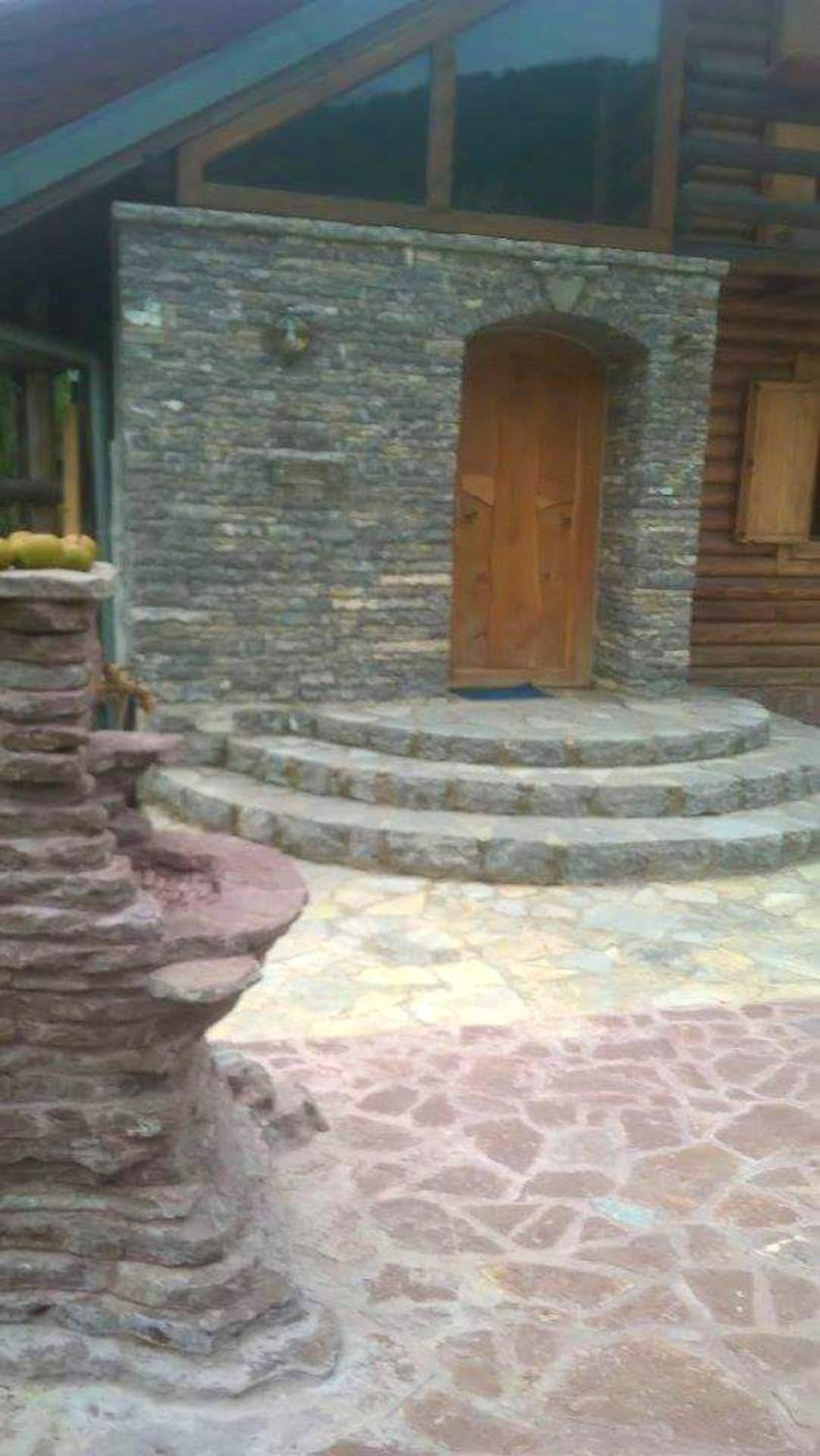 Charming House in Lohovo + Terrace