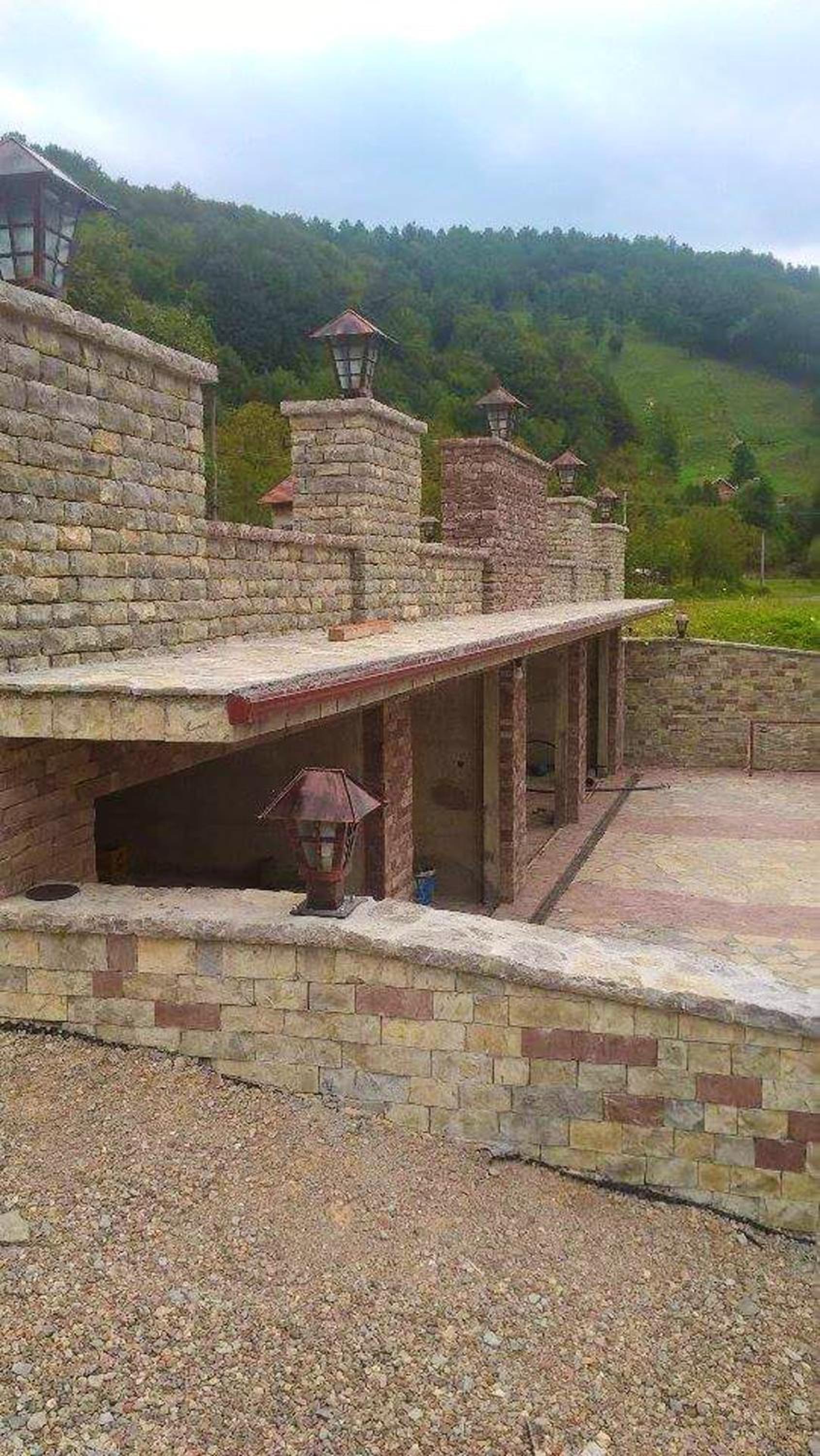 Charming House in Lohovo + Terrace