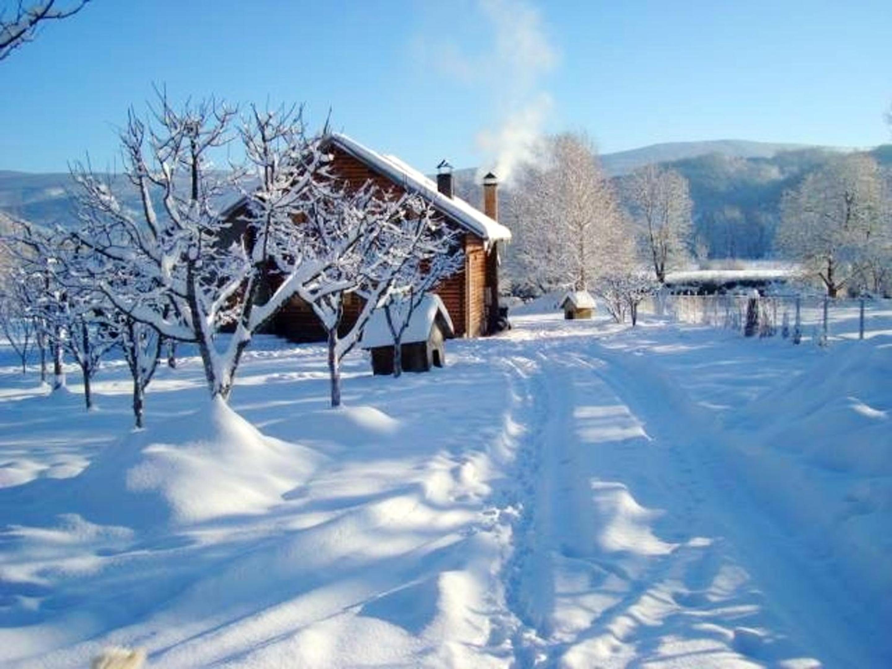 Charming House in Lohovo + Terrace