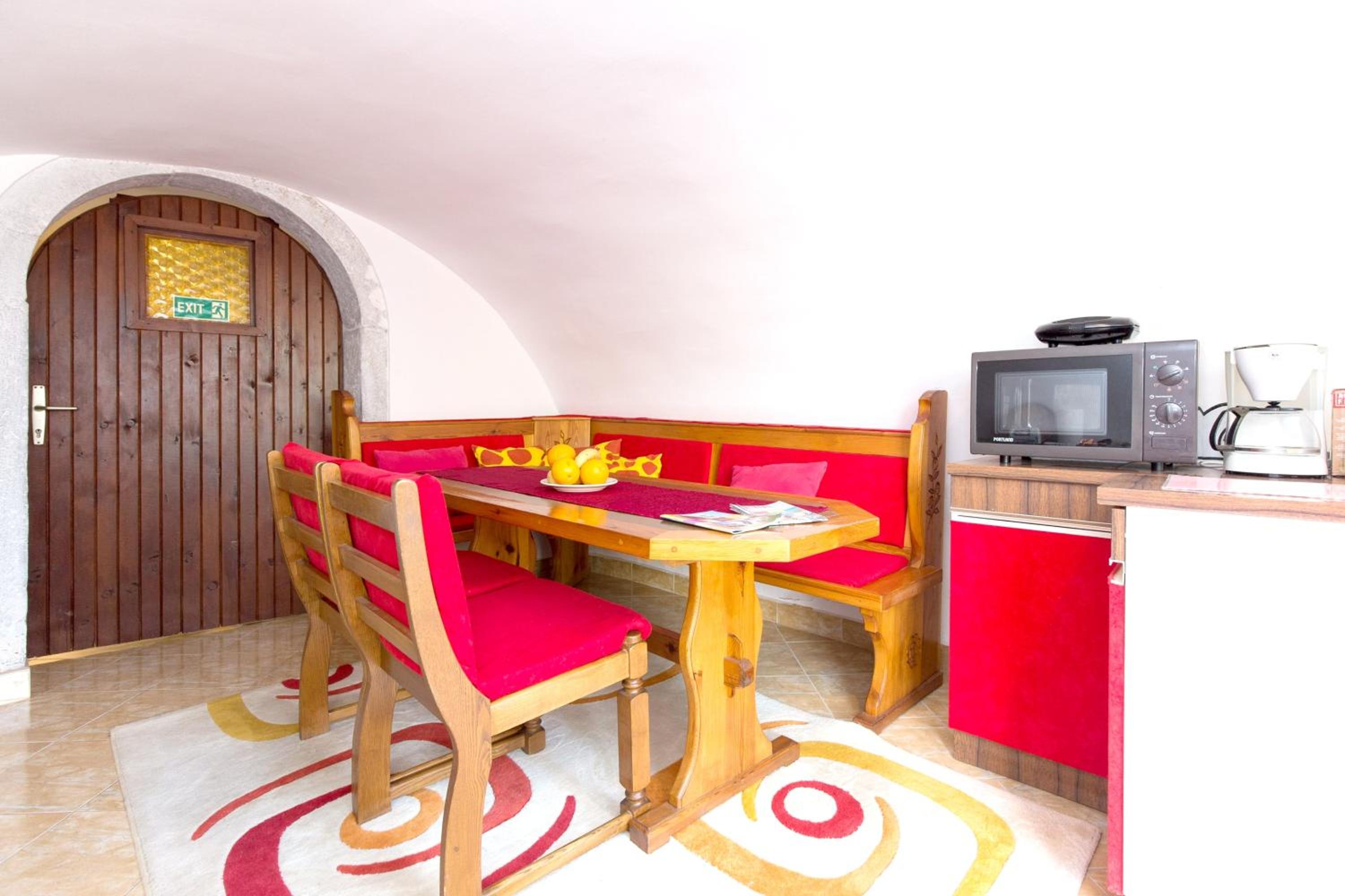 Charming 57 m² apartment in Skrpcici with terrace