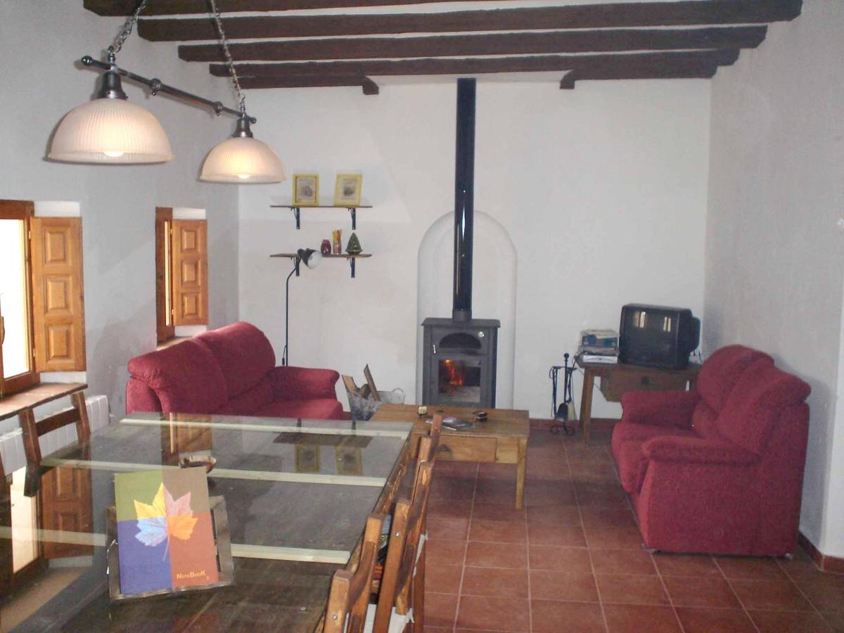3 bedrooms villa with private pool enclosed garden and wifi at Villa de Ves photo 3